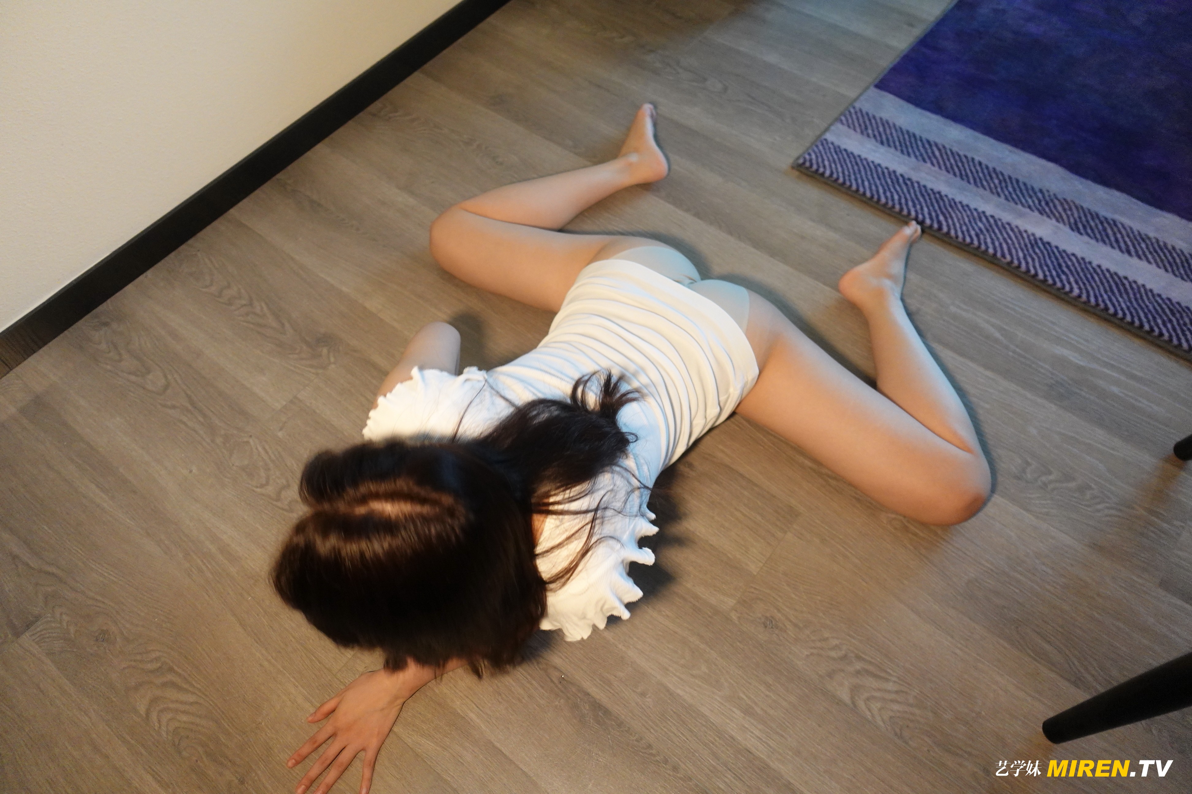 ROSI艺学妹 2020.08.04 NO.0164[55+1P／88.6MB]_第2集