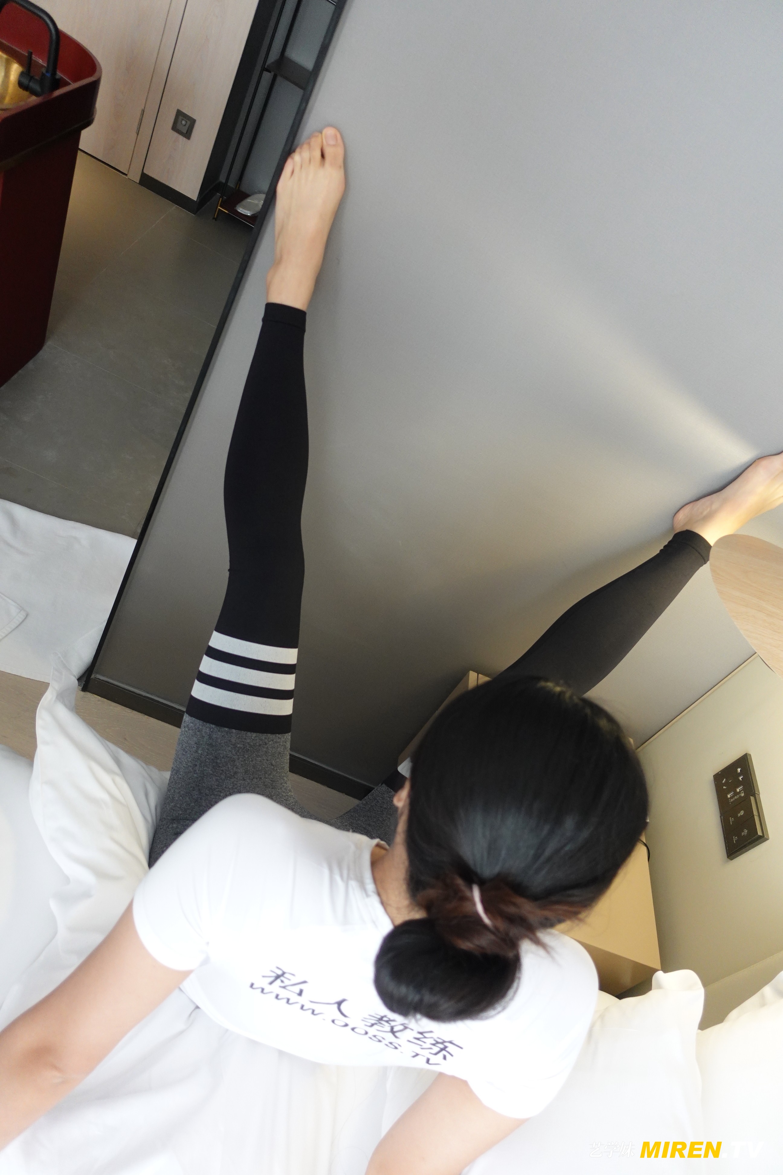ROSI艺学妹 2020.08.30 NO.0181[56+1P／75.5MB]_第1集