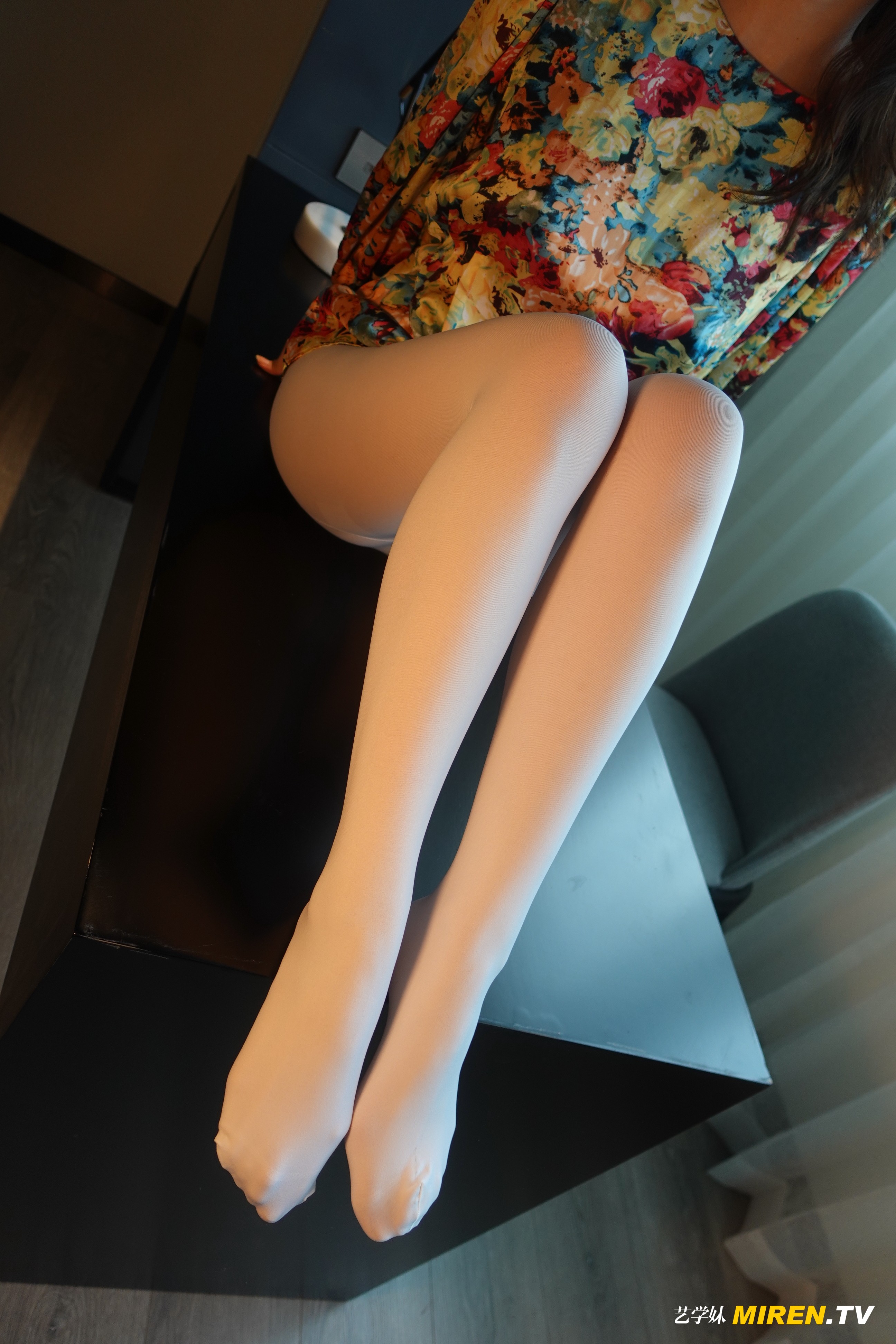 ROSI艺学妹 2020.09.12 NO.0189[61+1P／78.1MB]_第1集