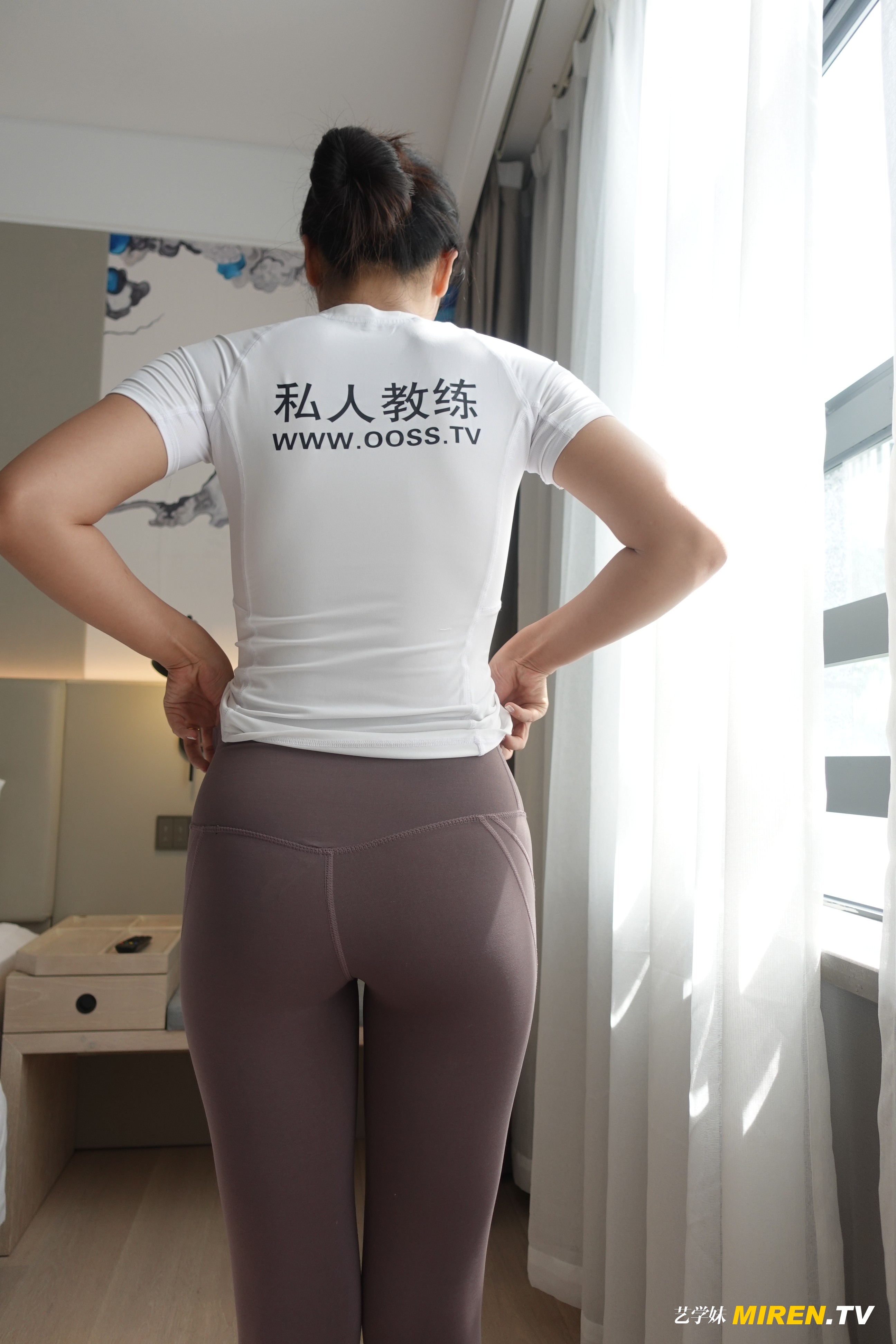 ROSI艺学妹 2020.10.24 NO.0195[91+1P／117MB]_第1集