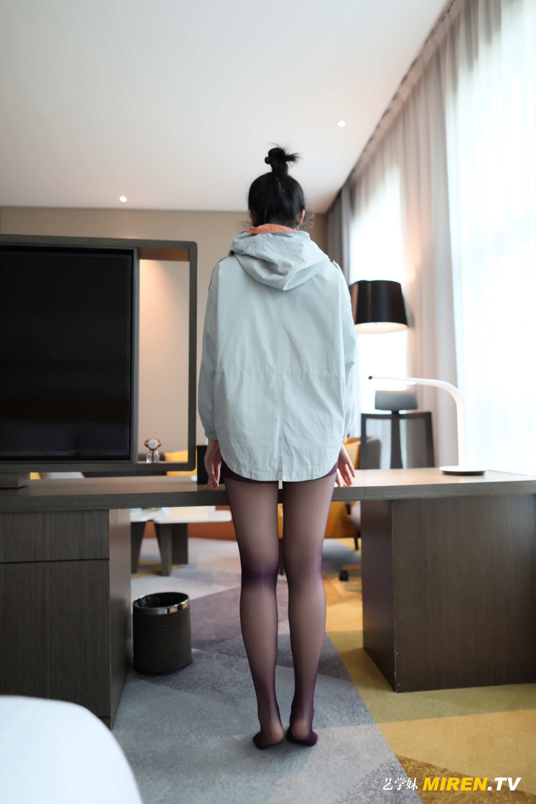 ROSI艺学妹 2020.11.26 NO.0198[90+1P／72MB]_第1集