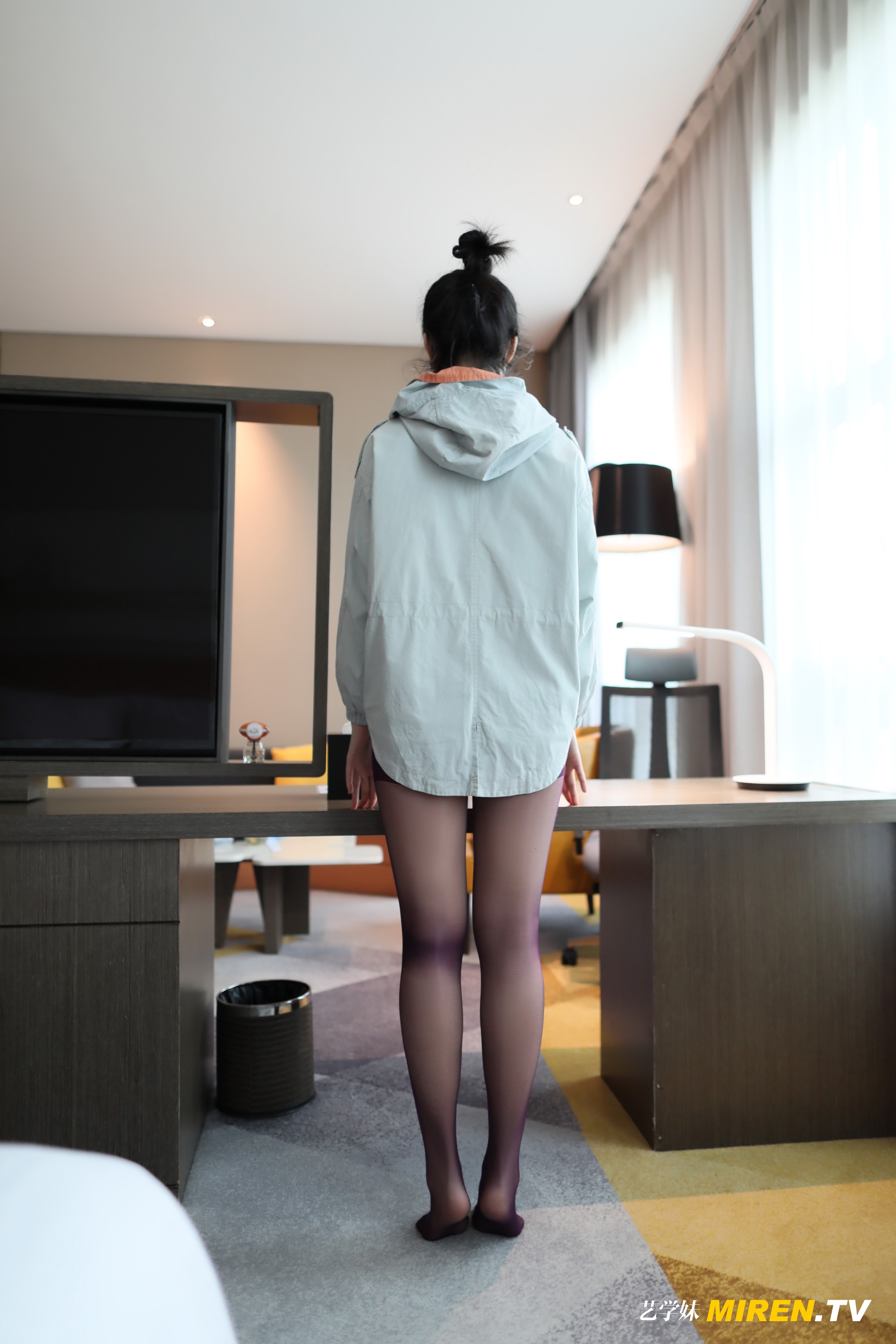 ROSI艺学妹 2020.11.26 NO.0198[90+1P／72MB]_第1集