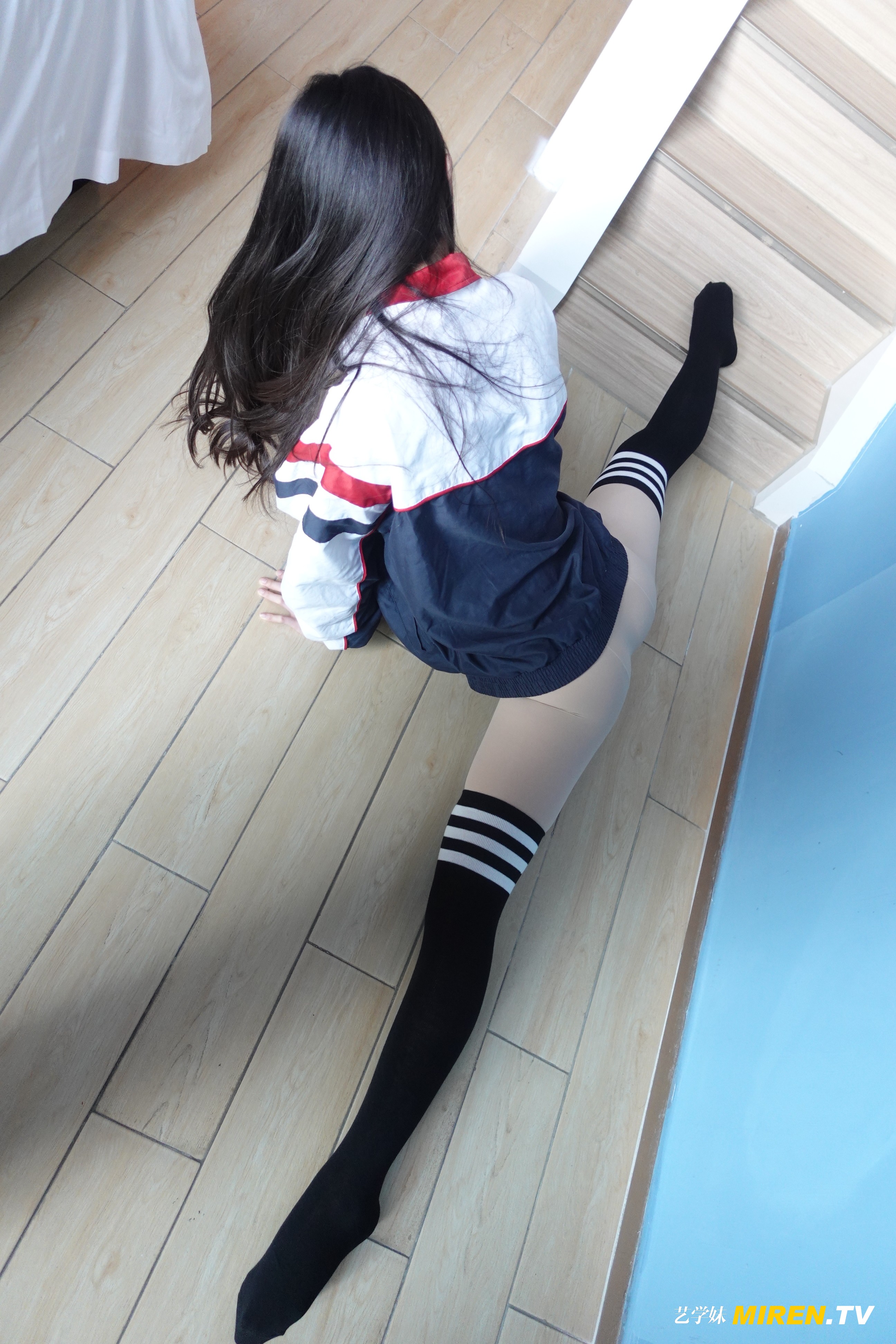 ROSI艺学妹 2020.12.18 NO.0207[50+1P／69.1MB]_第2集