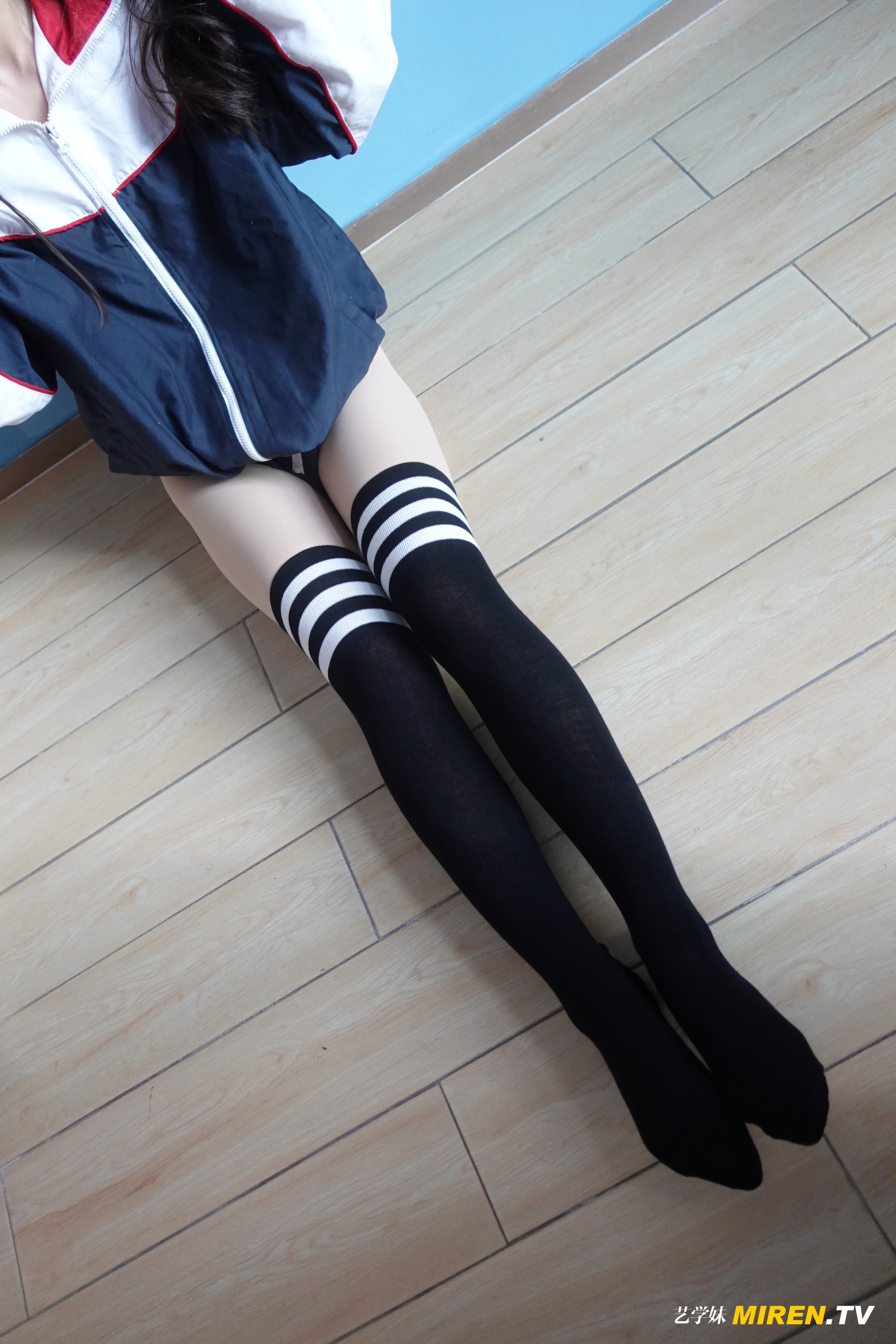 ROSI艺学妹 2020.12.18 NO.0207[50+1P／69.1MB]_第3集