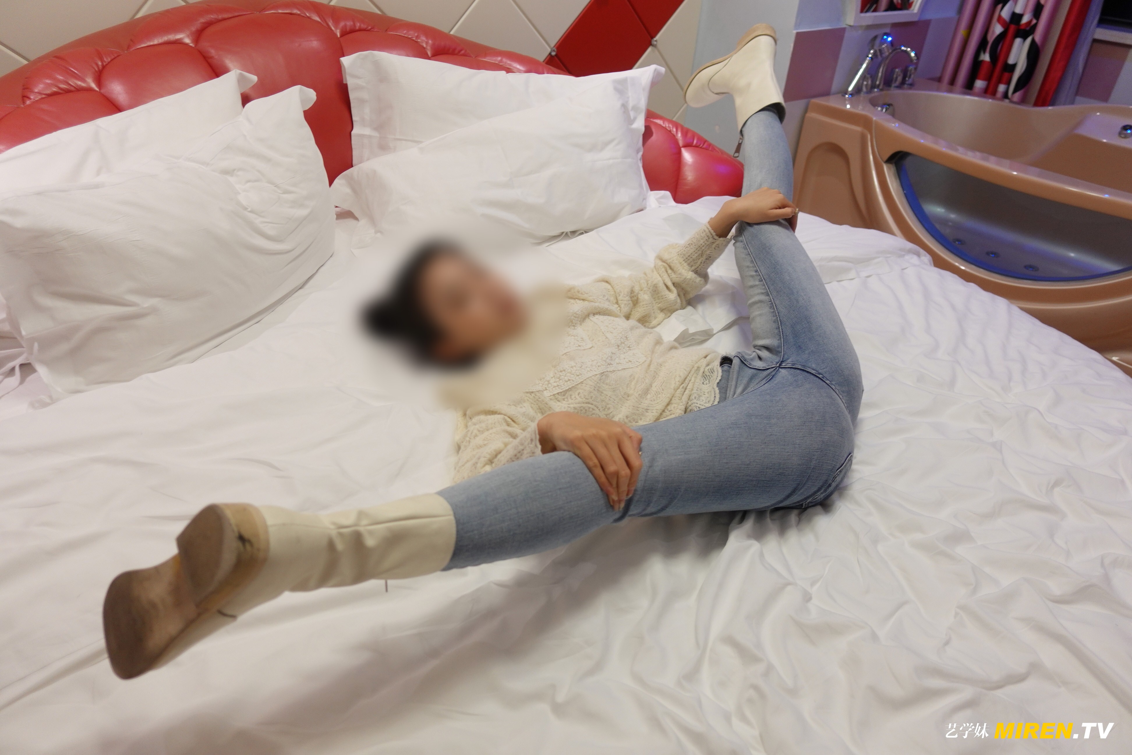 ROSI艺学妹 2021.02.04 NO.0221[89+1P／130MB]_第3集