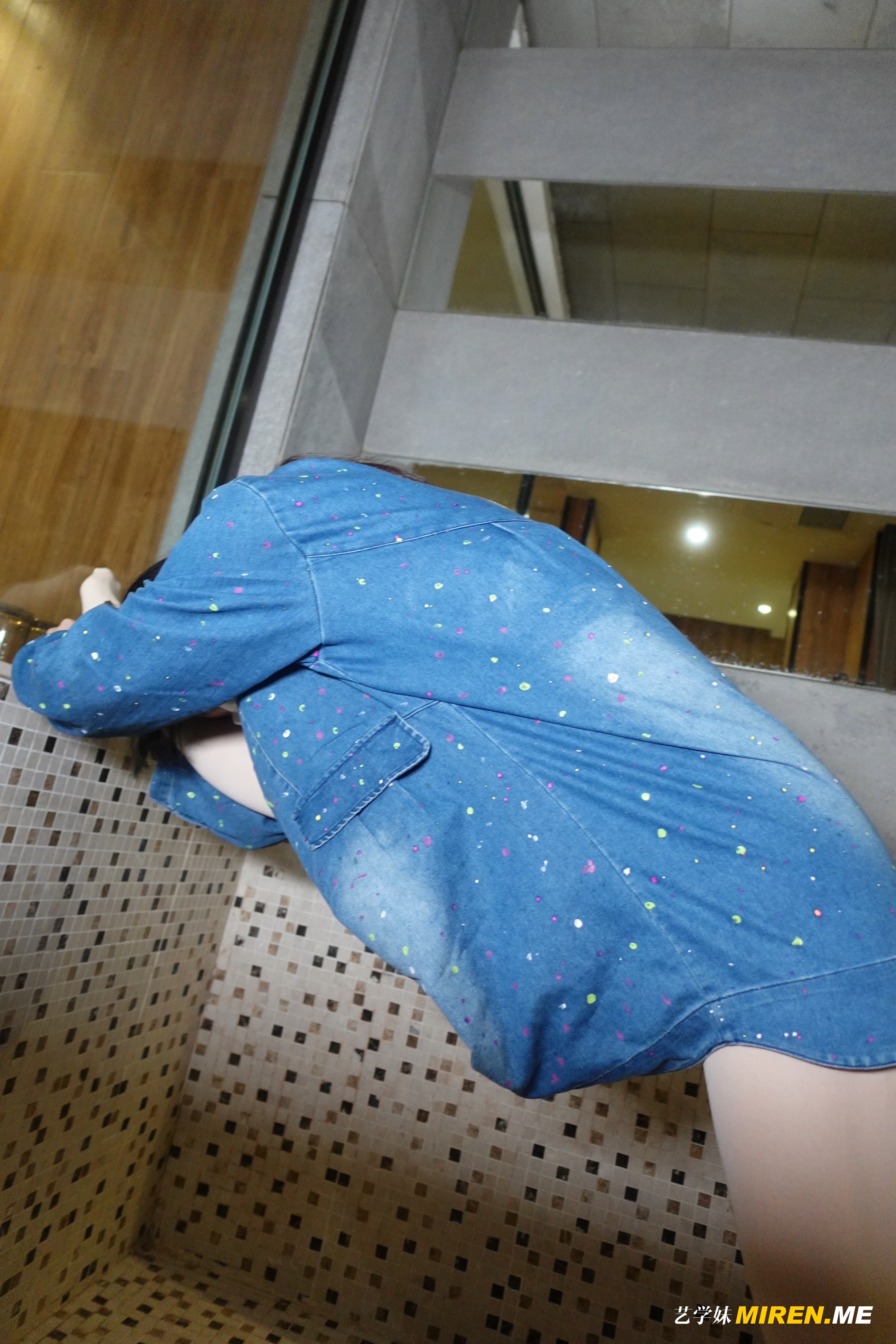 ROSI艺学妹 2021.10.24 NO.239[76P-135.1M]_第2集