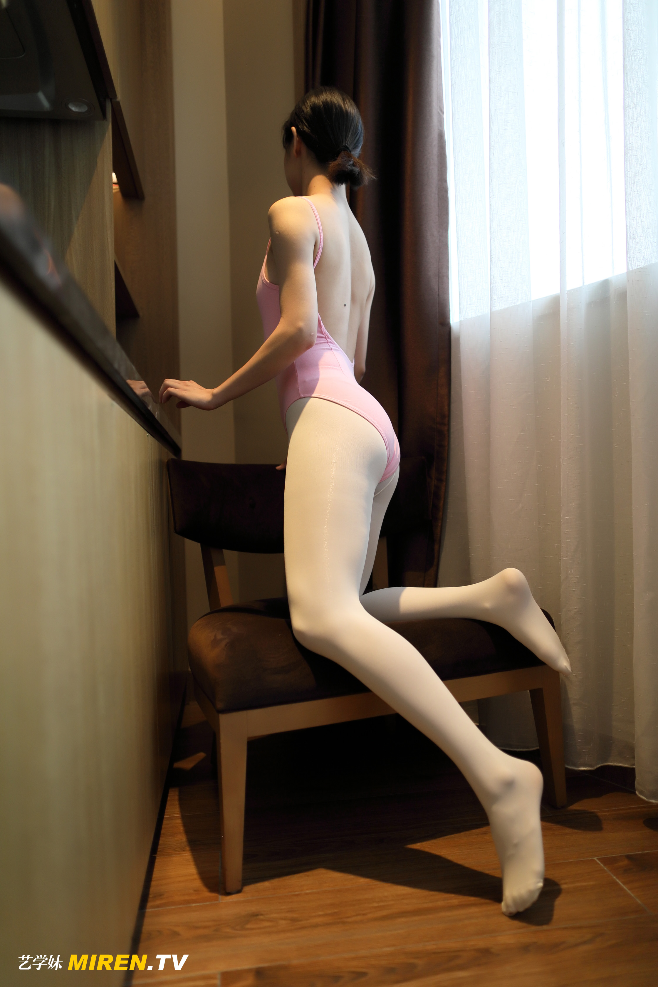 ROSI艺学妹 2019.10.05 NO.0036[43+1P29M]_第1集