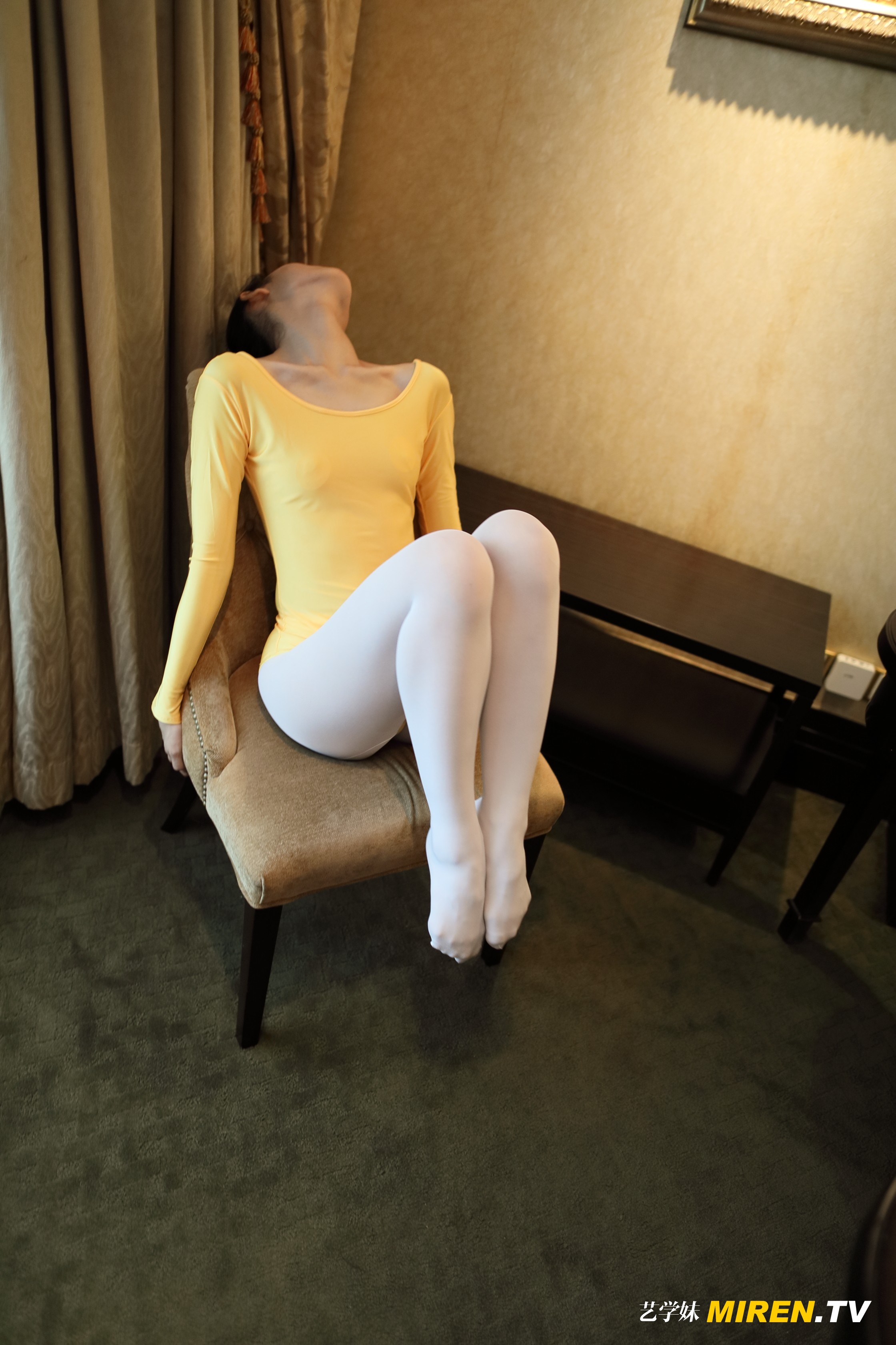 ROSI艺学妹 2020.01.16 NO.0048[63+1P／53.2M]_第3集