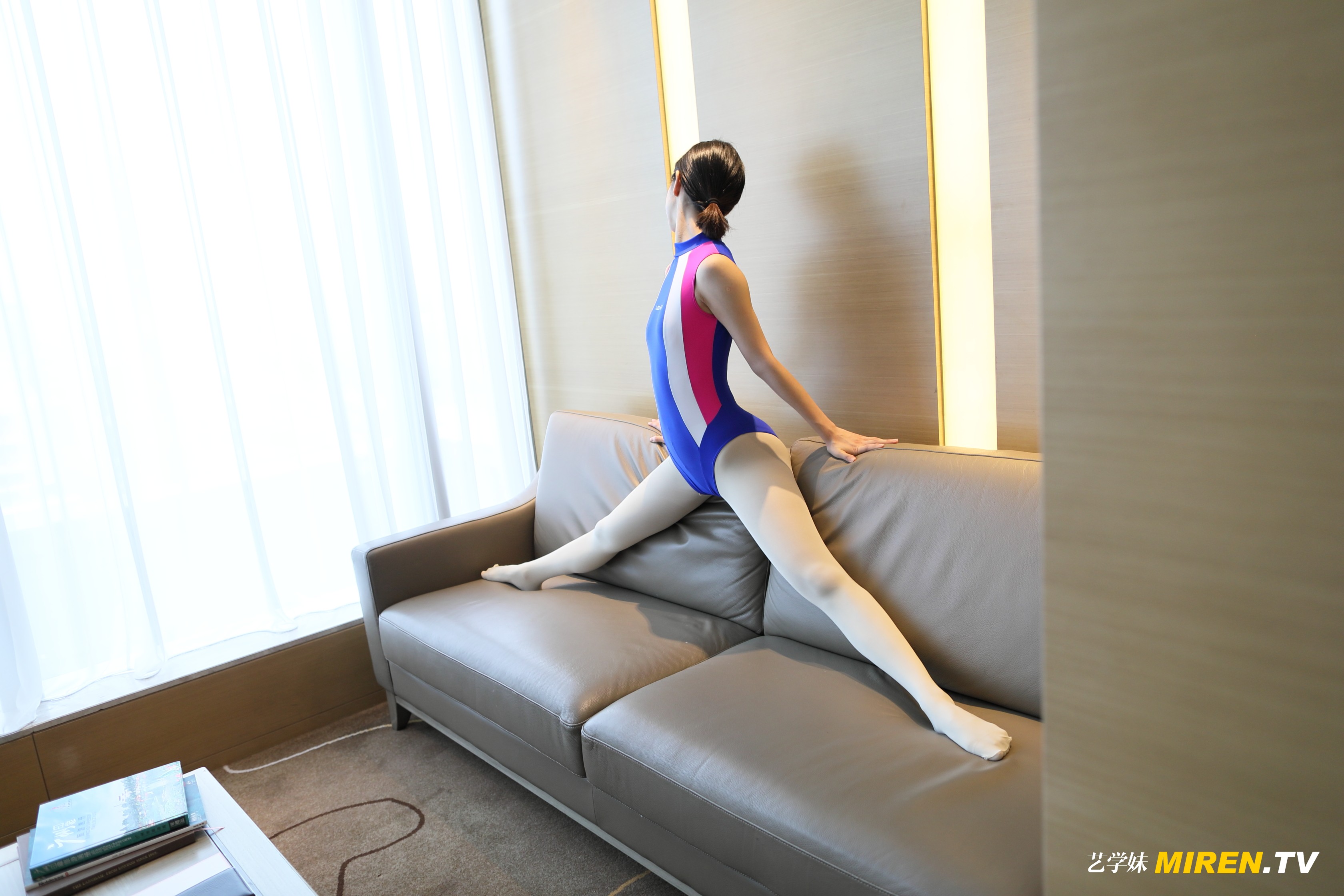 ROSI艺学妹 2020.01.29 NO.0061 [63P46MB]_第2集
