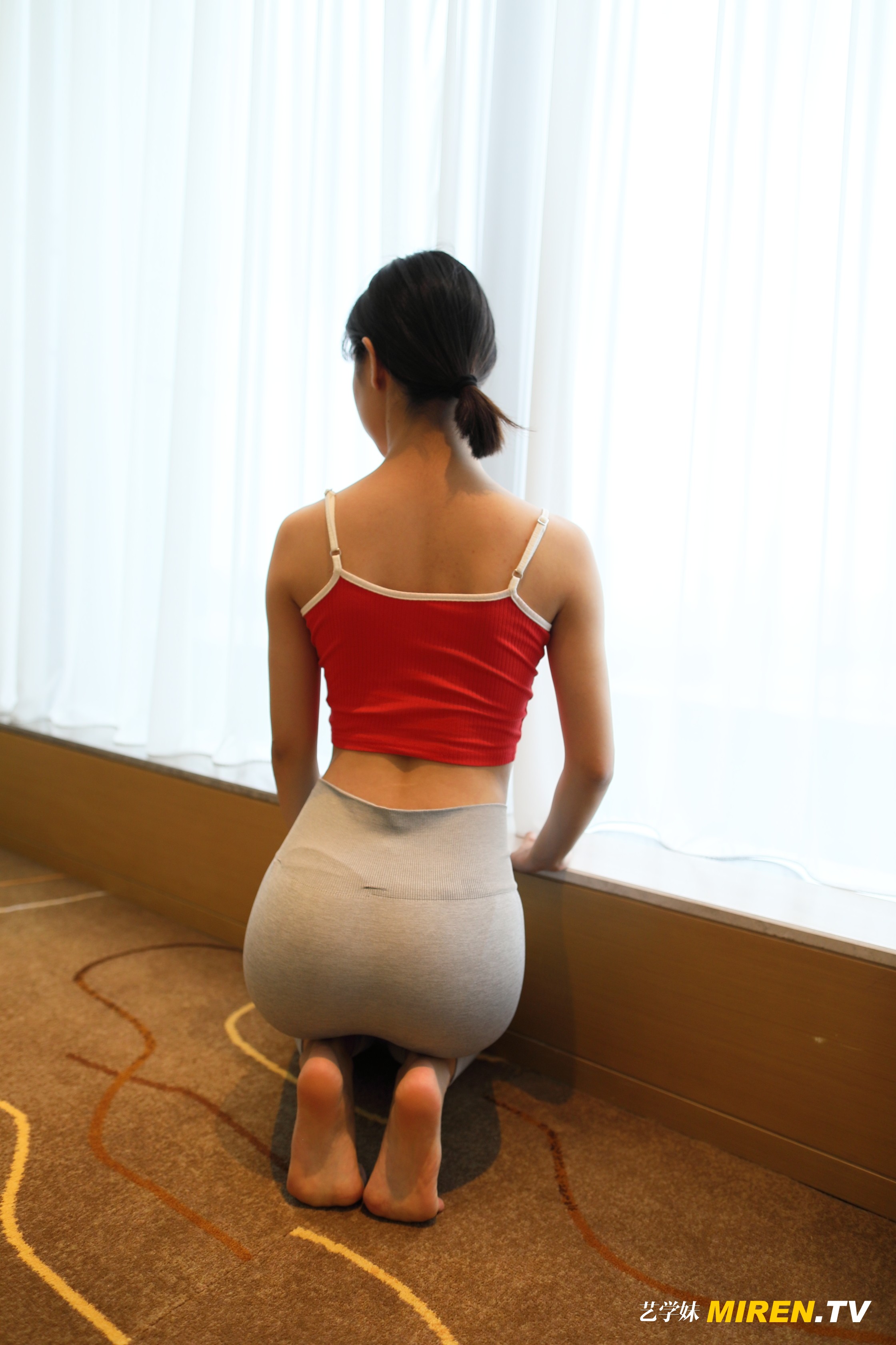 ROSI艺学妹 2020.02.02 NO.0065 [55P41MB]_第2集