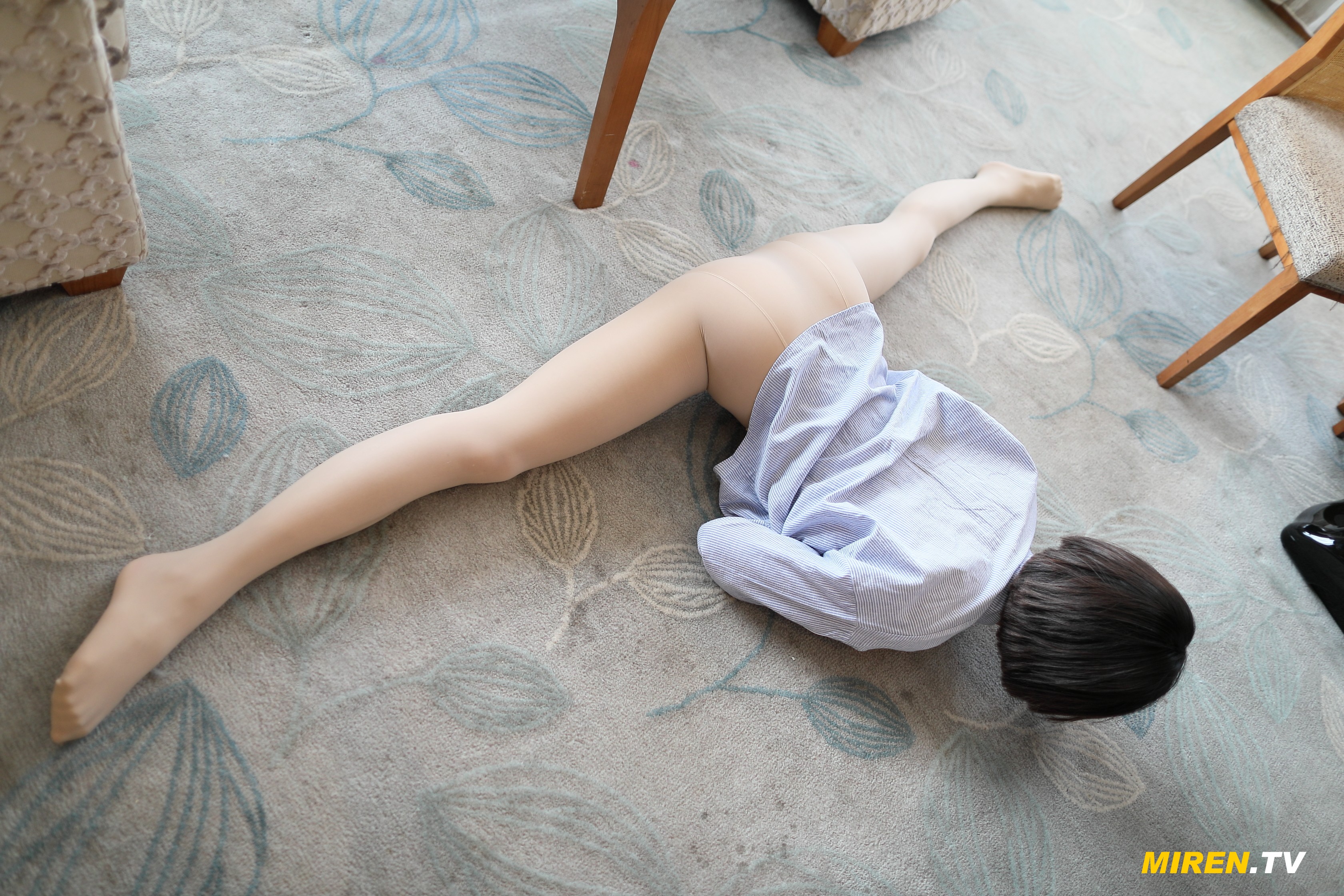 ROSI艺学妹 2020.02.12 NO.0075[59+1P／64.2MB]_第1集