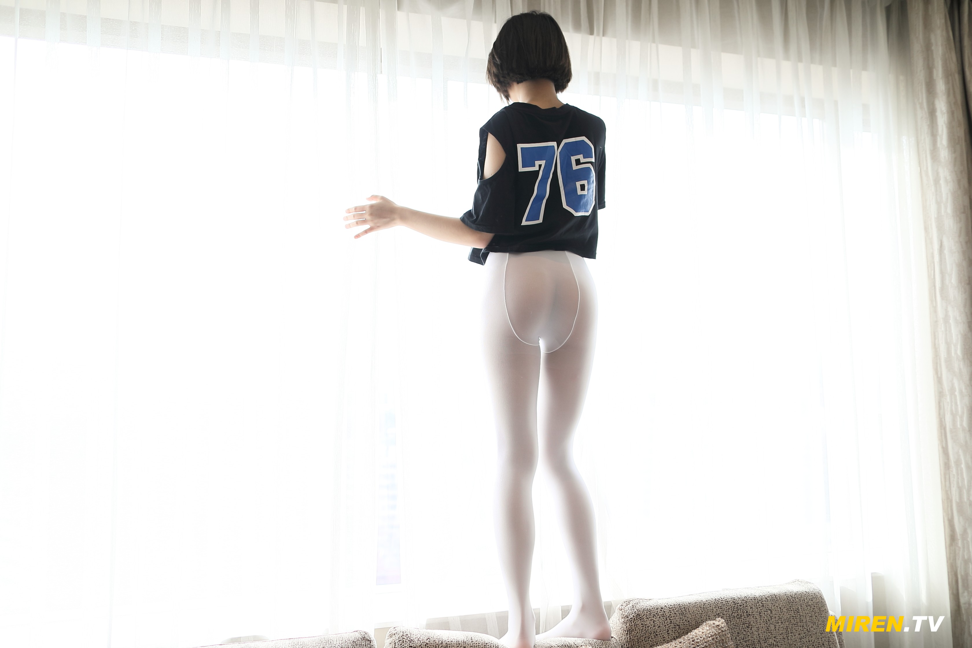 ROSI艺学妹 2020.02.24 NO.0085[68+1P／75.1MB]_第1集