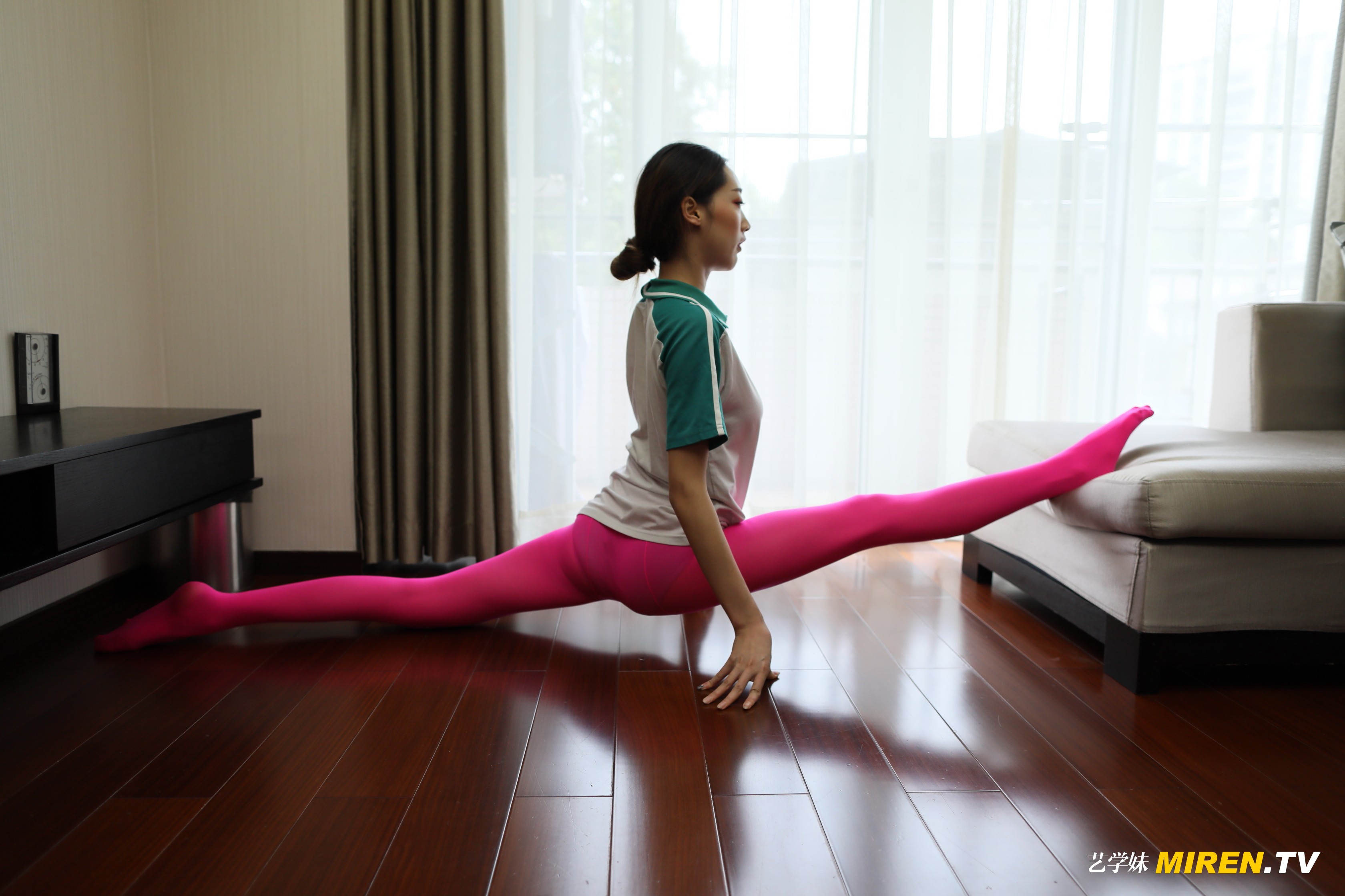 ROSI艺学妹 2020.03.04 NO.0087[66+1P／47.7MB]_第4集