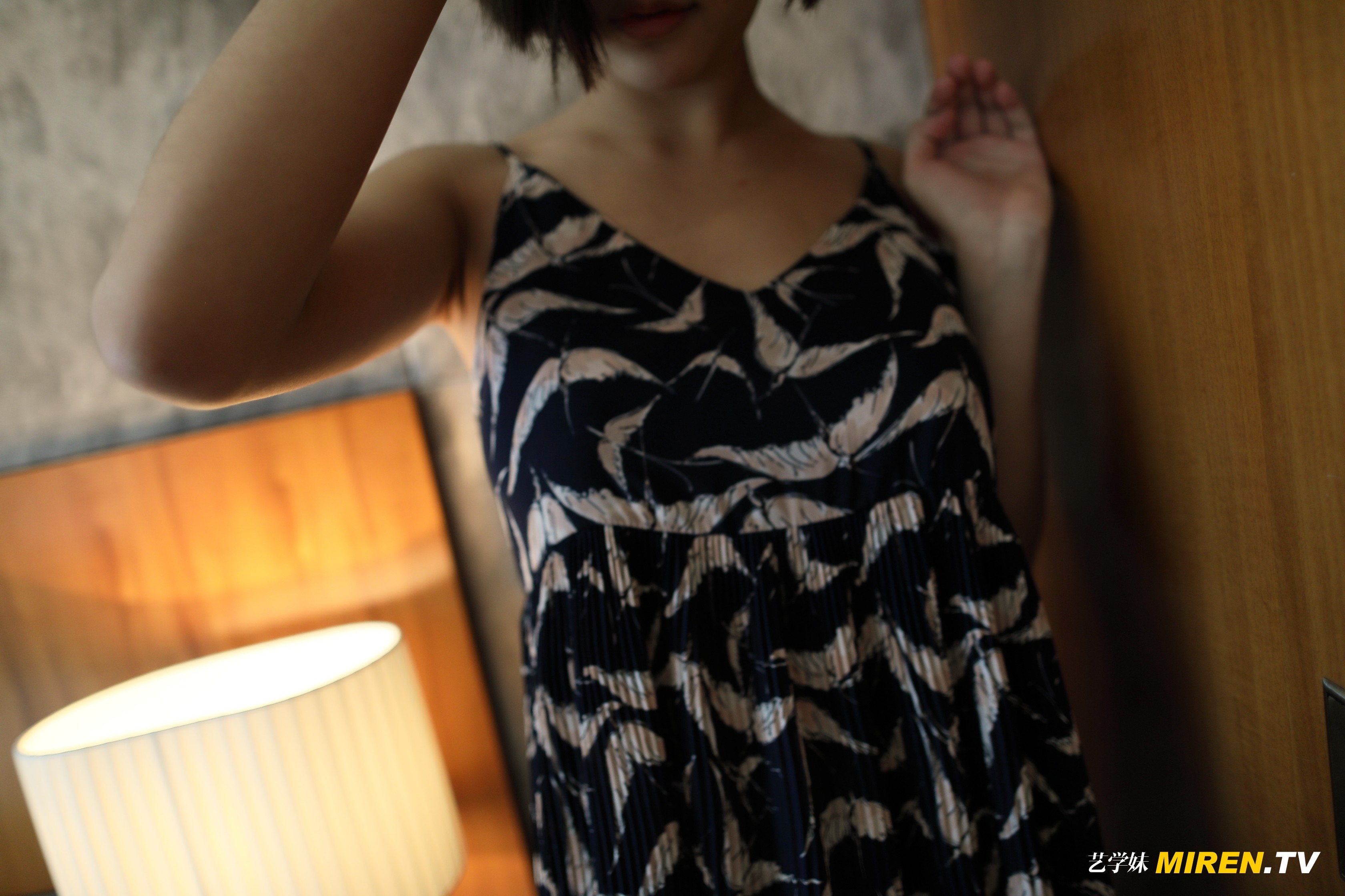 ROSI艺学妹 2020.03.14 NO.0097[76+1P／60.4MB]_第1集