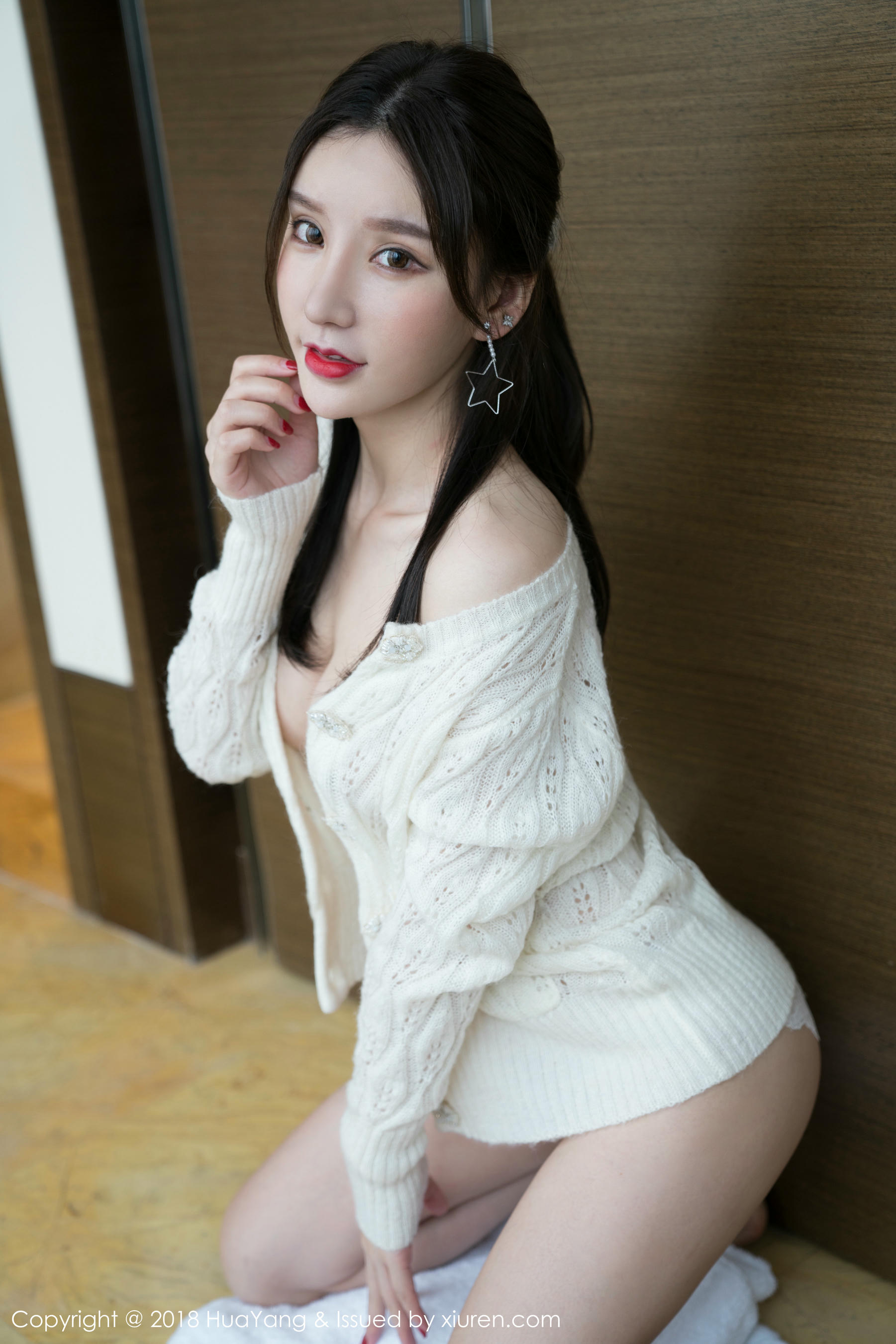 HuaYang花漾 2018.06.15 Vol.053 周于希[45+1P／128M]_第2集