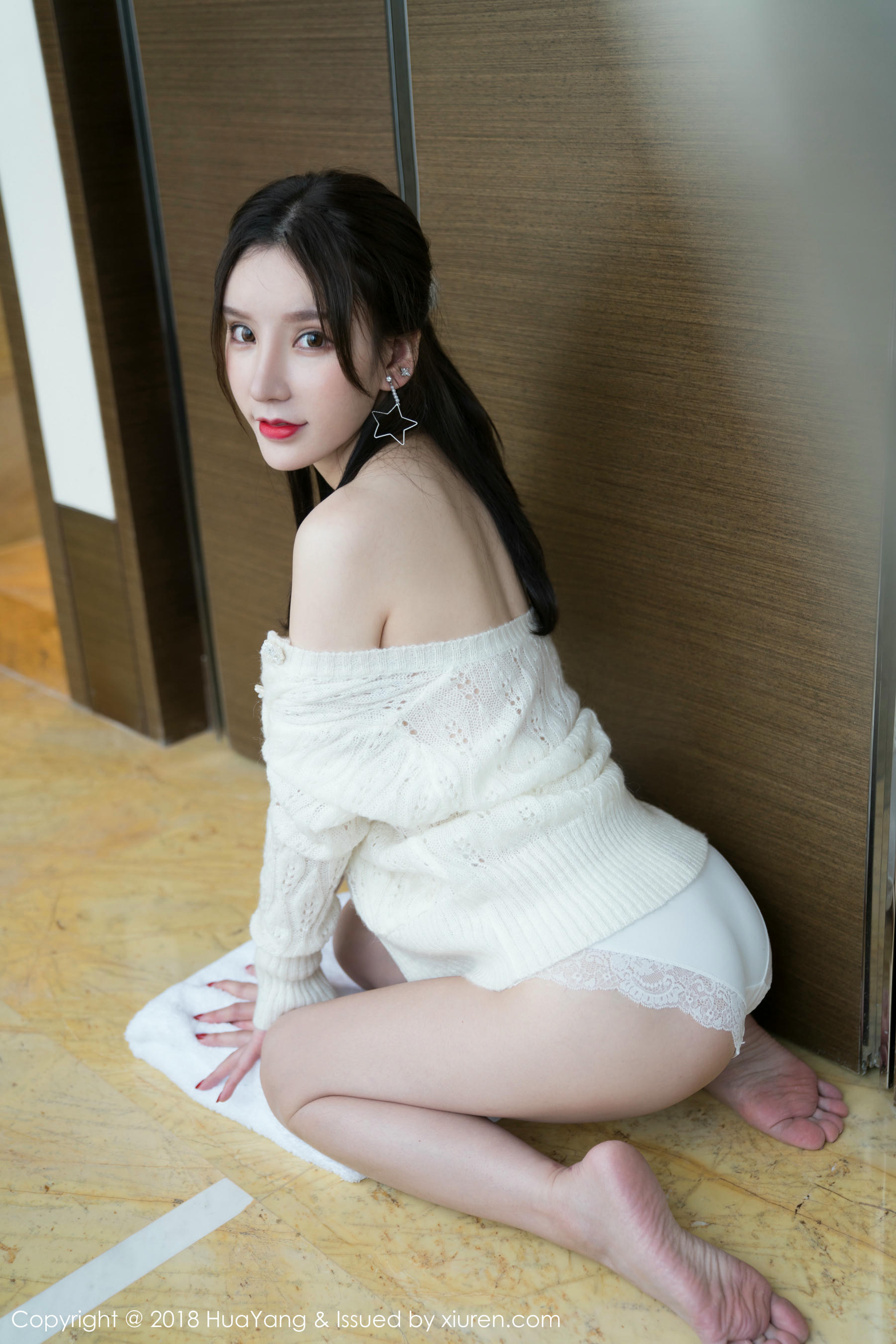 HuaYang花漾 2018.06.15 Vol.053 周于希[45+1P／128M]_第2集