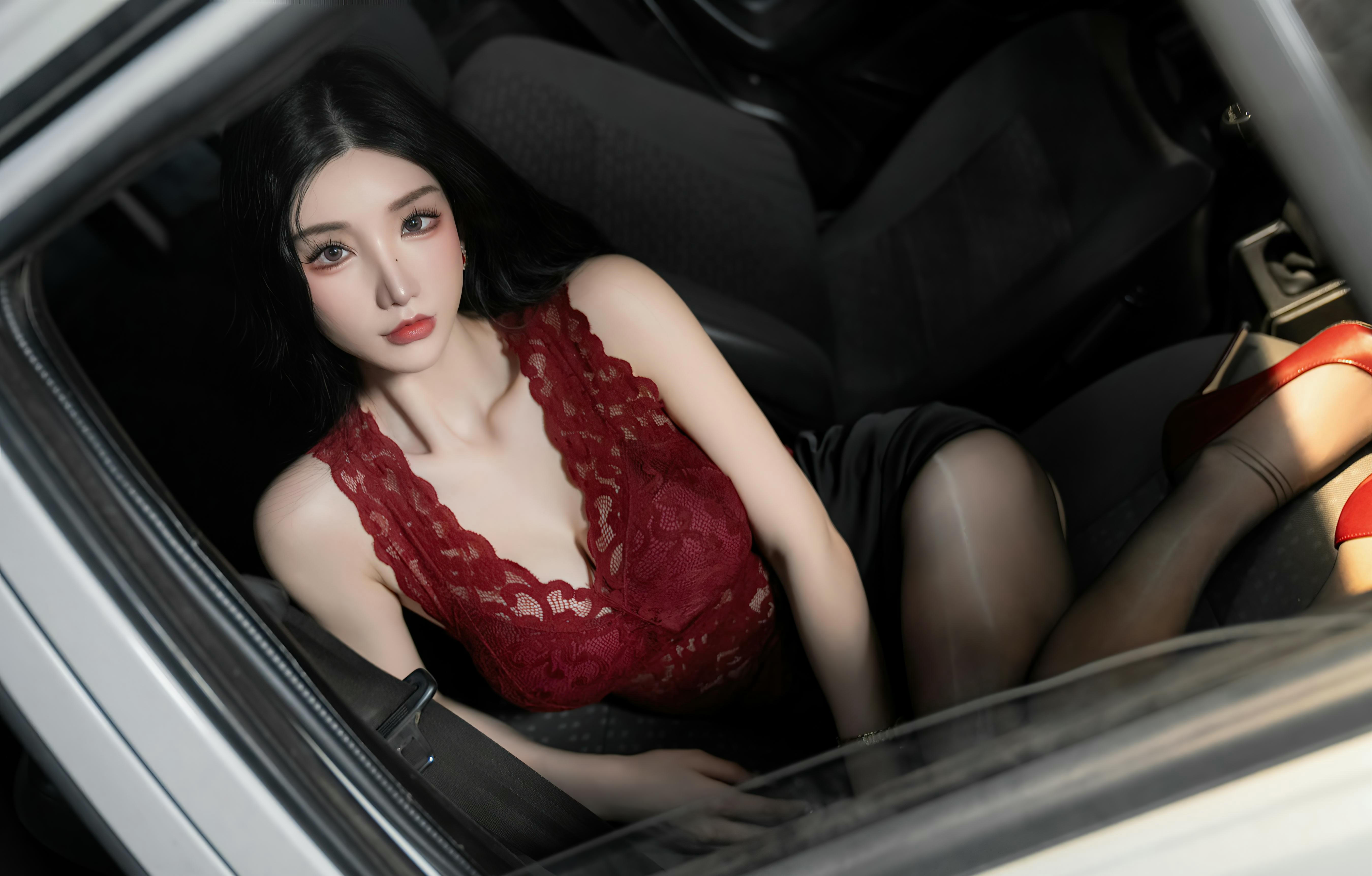 周于希 极品车模[93P／980MB]_第2集