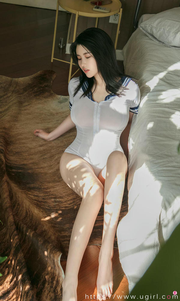 Ugirls尤果网 爱尤物专辑 VOL.1952 娜露 初稿 [35P36.7MB]_第1集