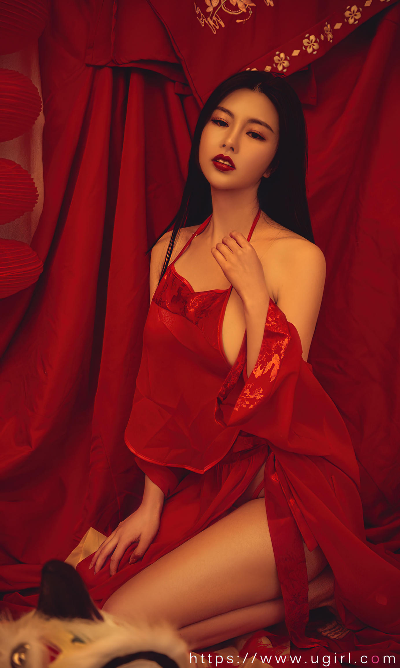 Ugirls尤果网 爱尤物专辑 VOL.2269 鸿运当头 娜露 [35P221M]_第1集