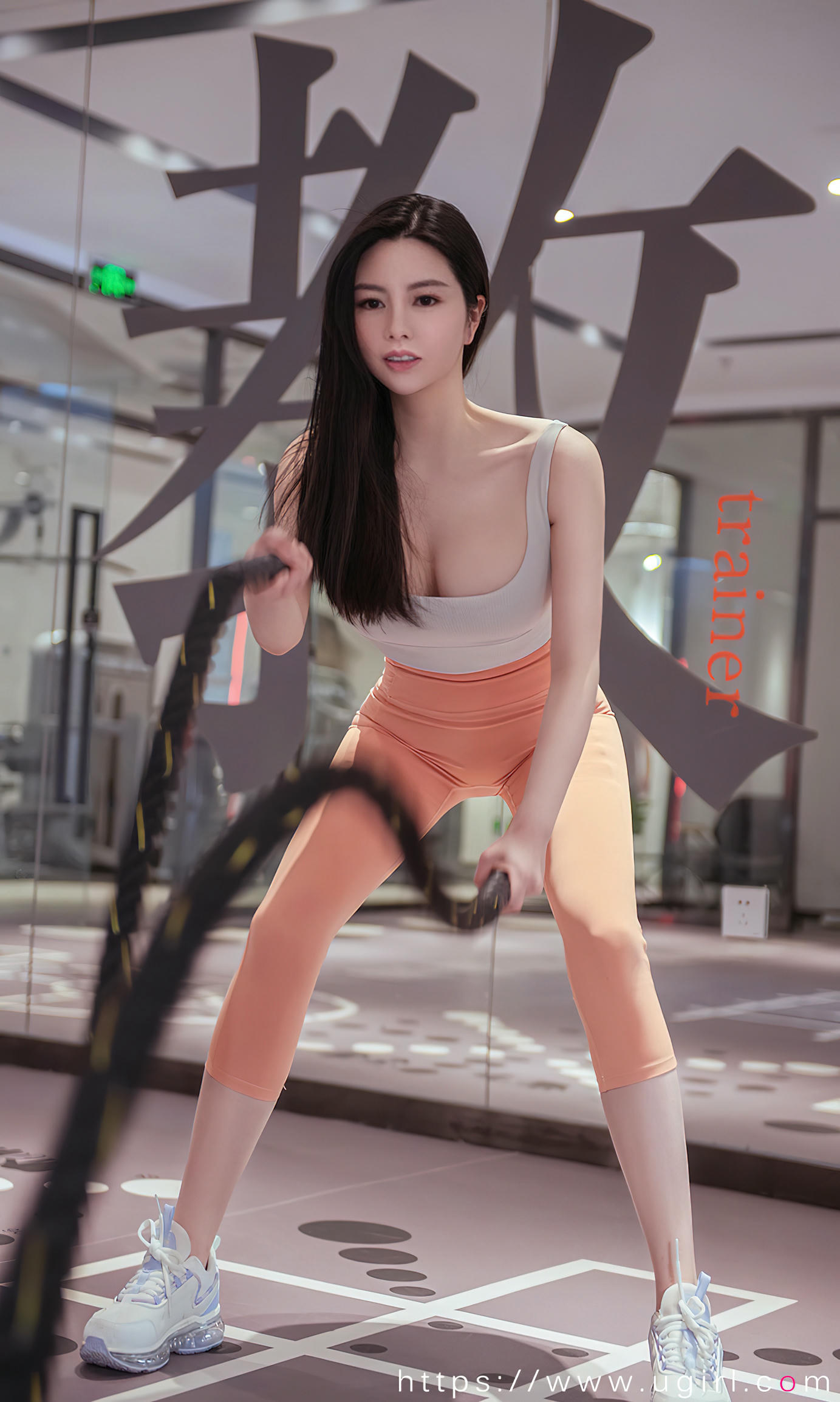 Ugirls尤果网 爱尤物专辑 VOL.2272 高温运动 娜露 [35P77M]_第1集