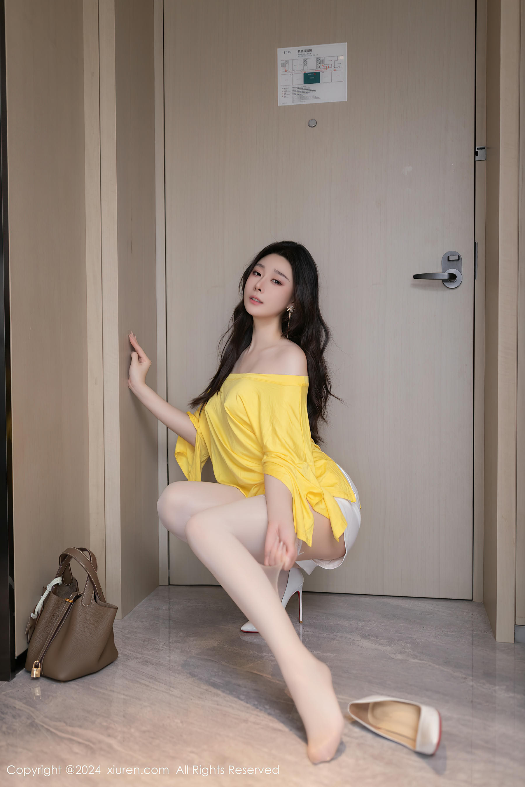 XIUREN秀人网 2024.08.15 NO.9019 小逗逗[82+1P／706MB]_第1集