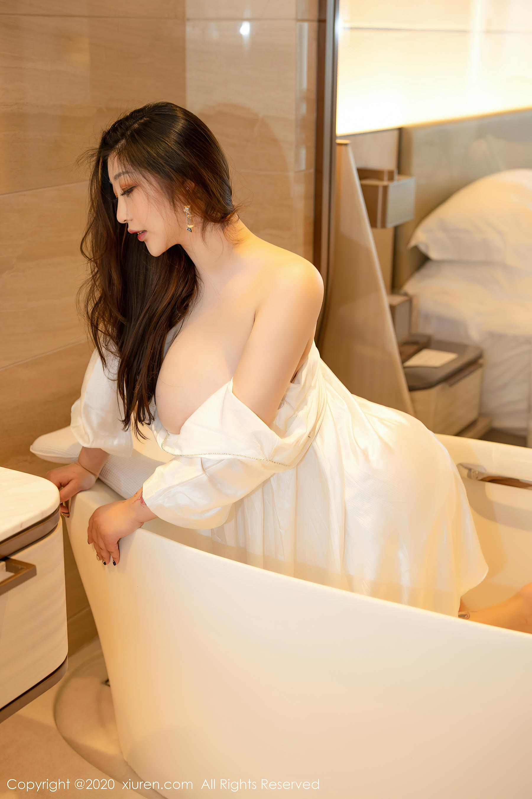 XIUREN秀人网 2020.10.16 NO.2663 妲己_Toxic[50+1P／457MB]_第1集