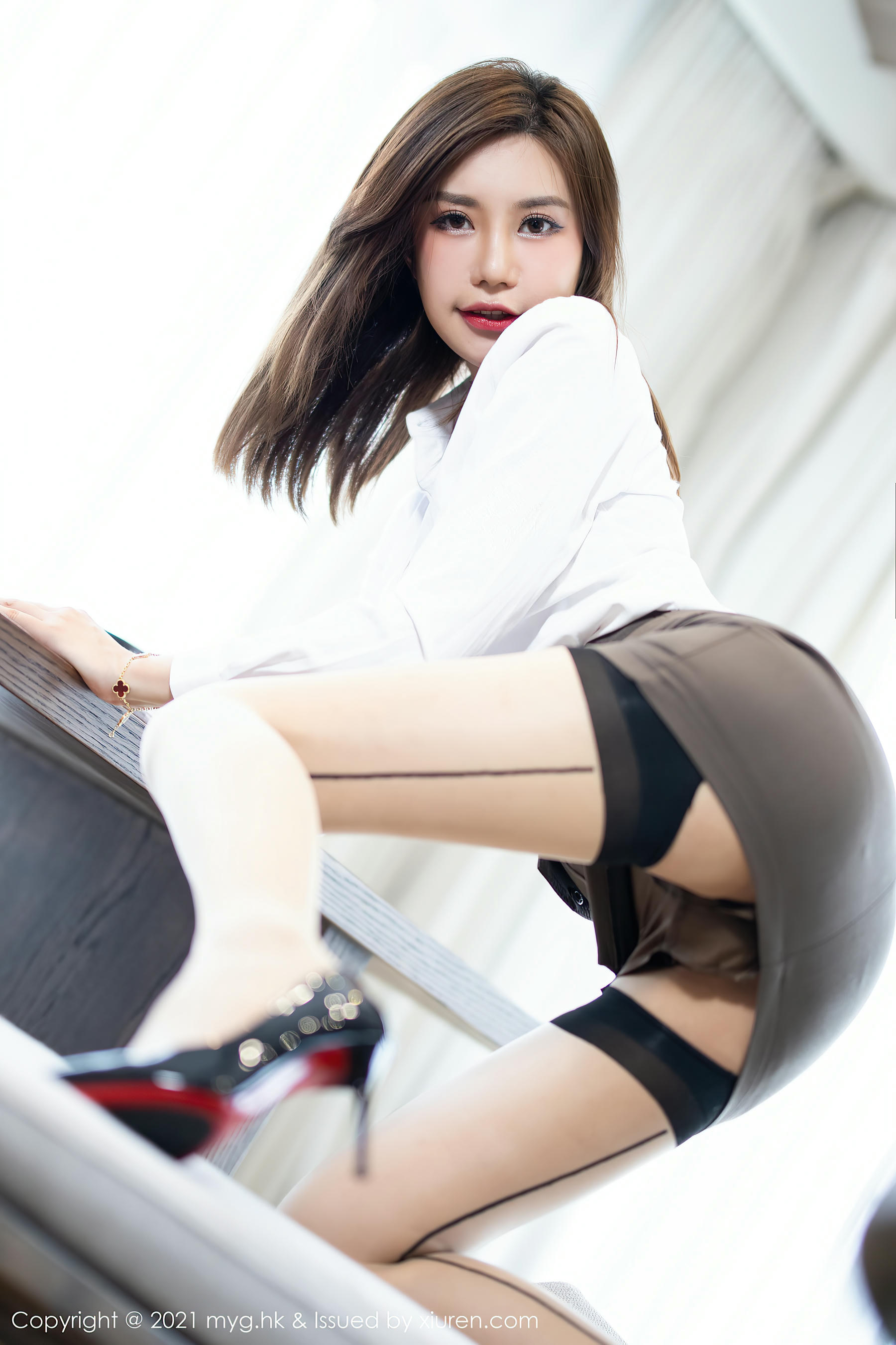 [MyGirl美媛馆] 2021.08.10 VOL.570 绮里嘉Carina [127+1P1G]_第2集