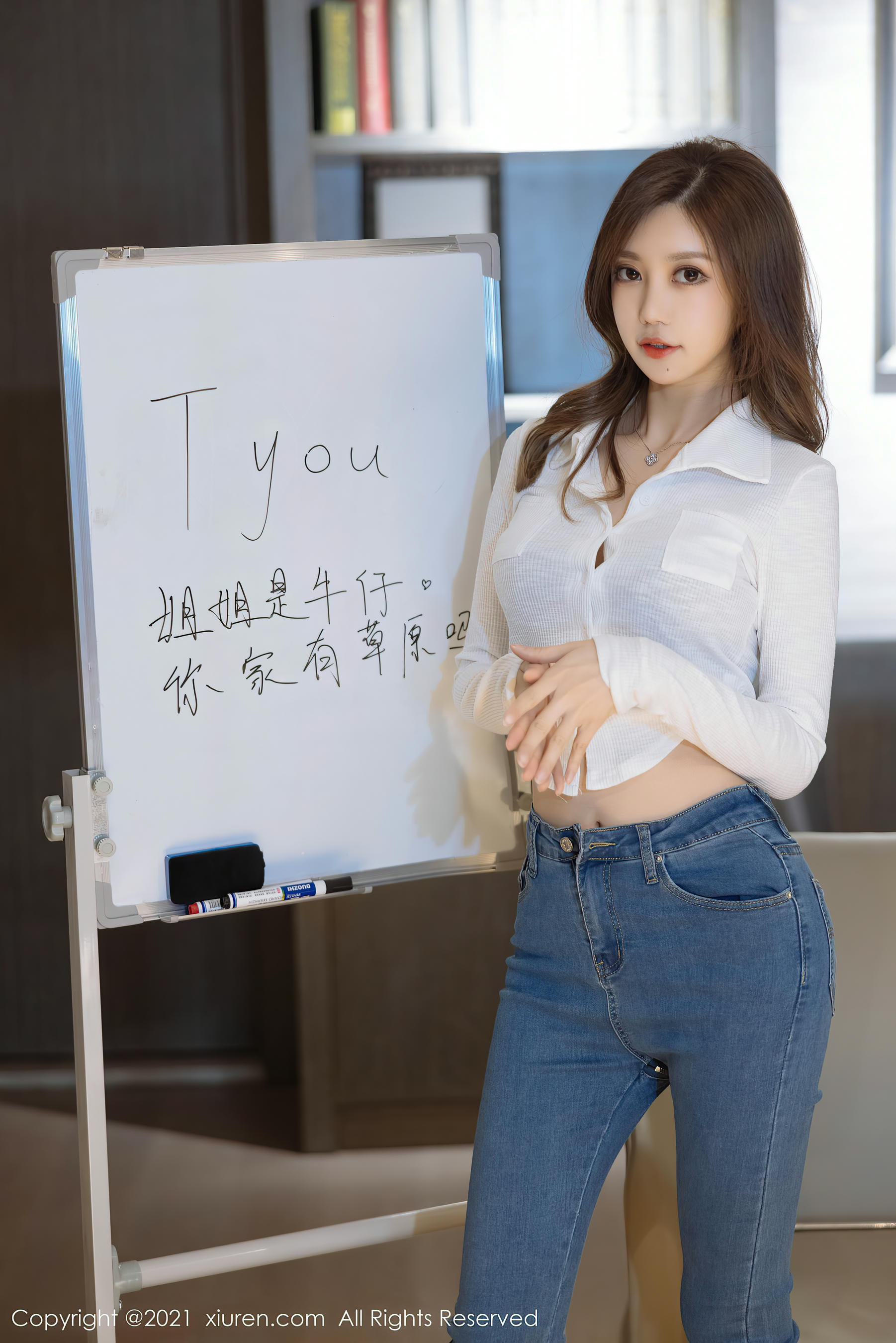 [XiuRen秀人网] 2021.12.31 No.4415 绮里嘉ula 黑丝美腿 [121+1P1G]_第1集