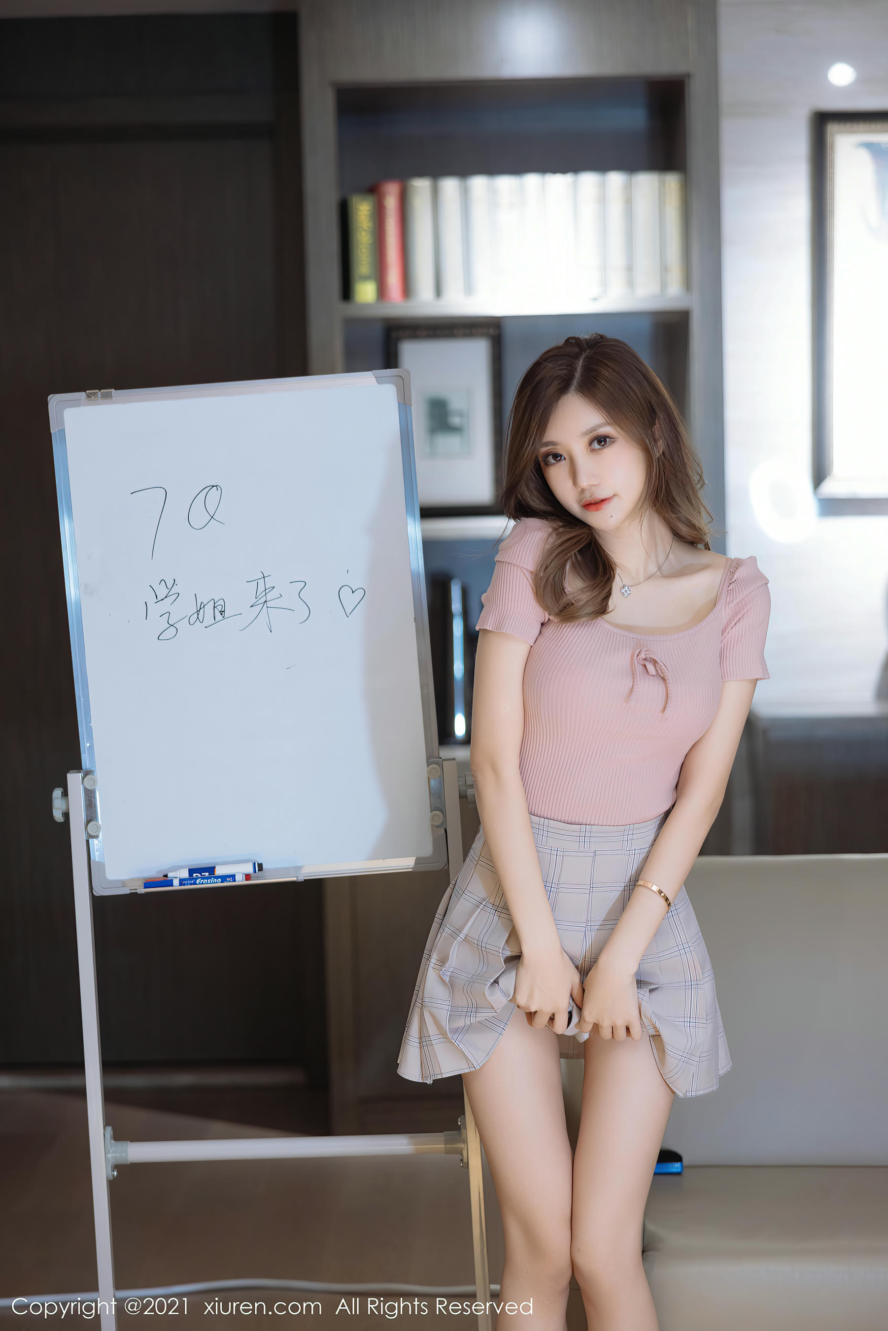 [XiuRen秀人网] 2021.12.31 No.4415 绮里嘉ula 黑丝美腿 [121+1P1G]_第3集