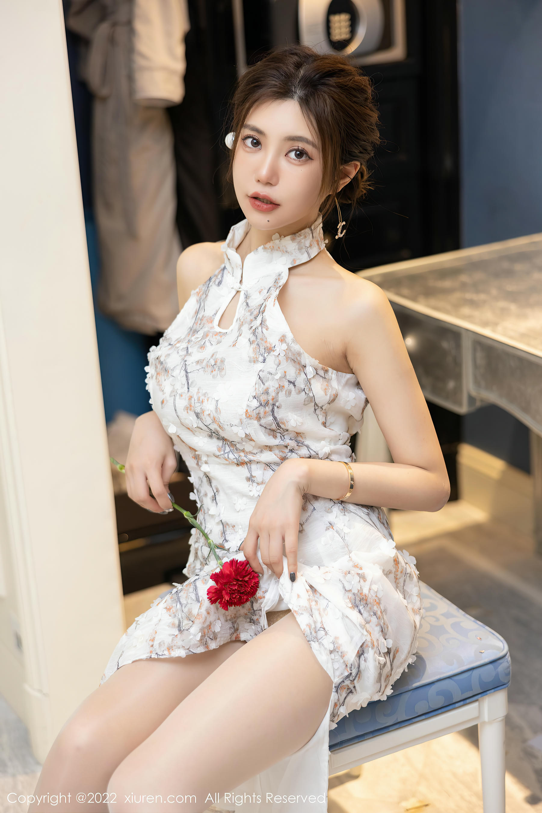 XIUREN秀人网 2022.10.14 NO.5713 绮里嘉ula 心愿旅拍 [97+1P829M]_第1集