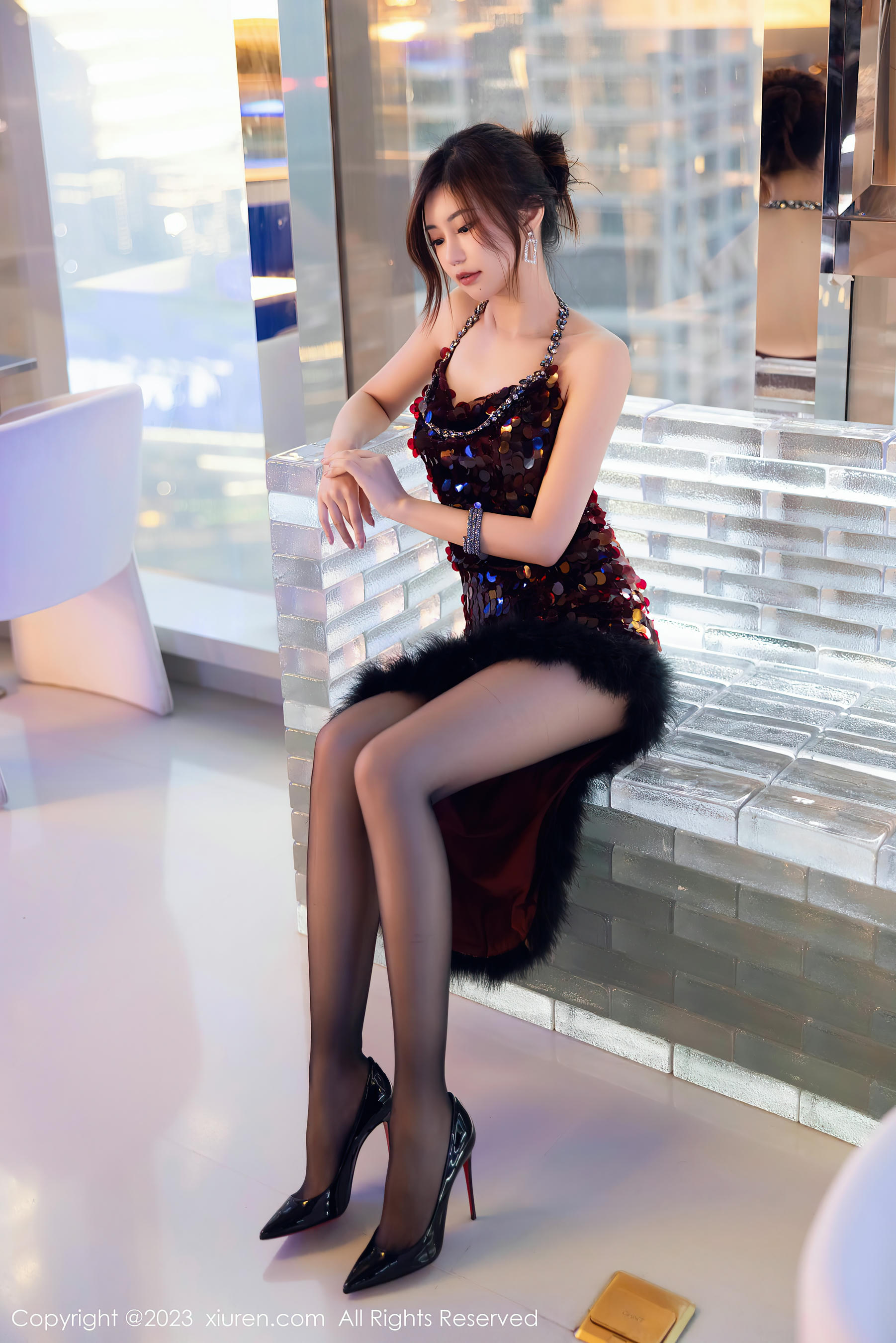 XIUREN秀人网 2023.11.17 NO.7679 绮里嘉ula[98+1P／856MB]_第1集
