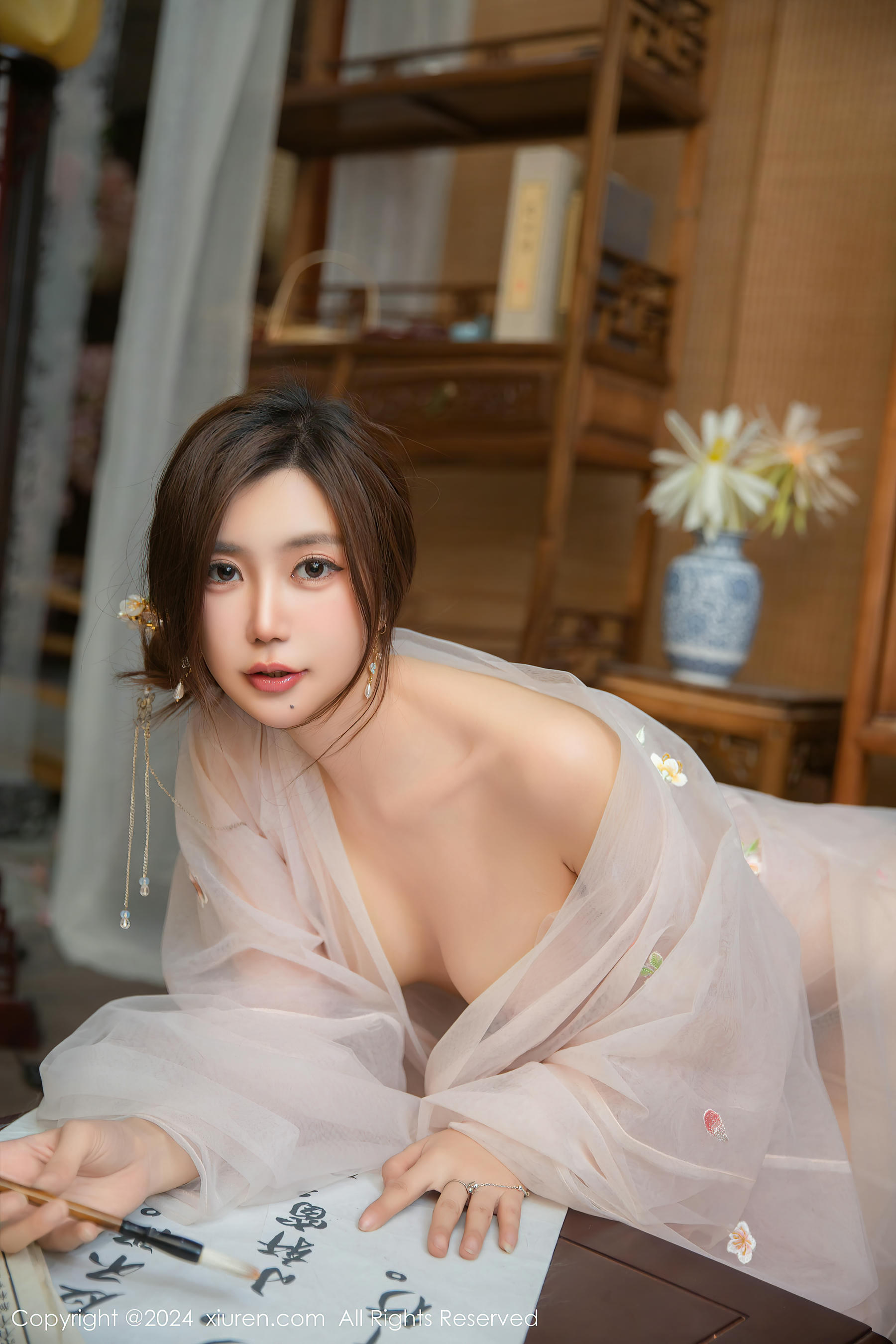 XIUREN秀人网 2024.11.20 NO.9475 绮里嘉ula 古风美腿 [81P 809.98 MB]_第2集