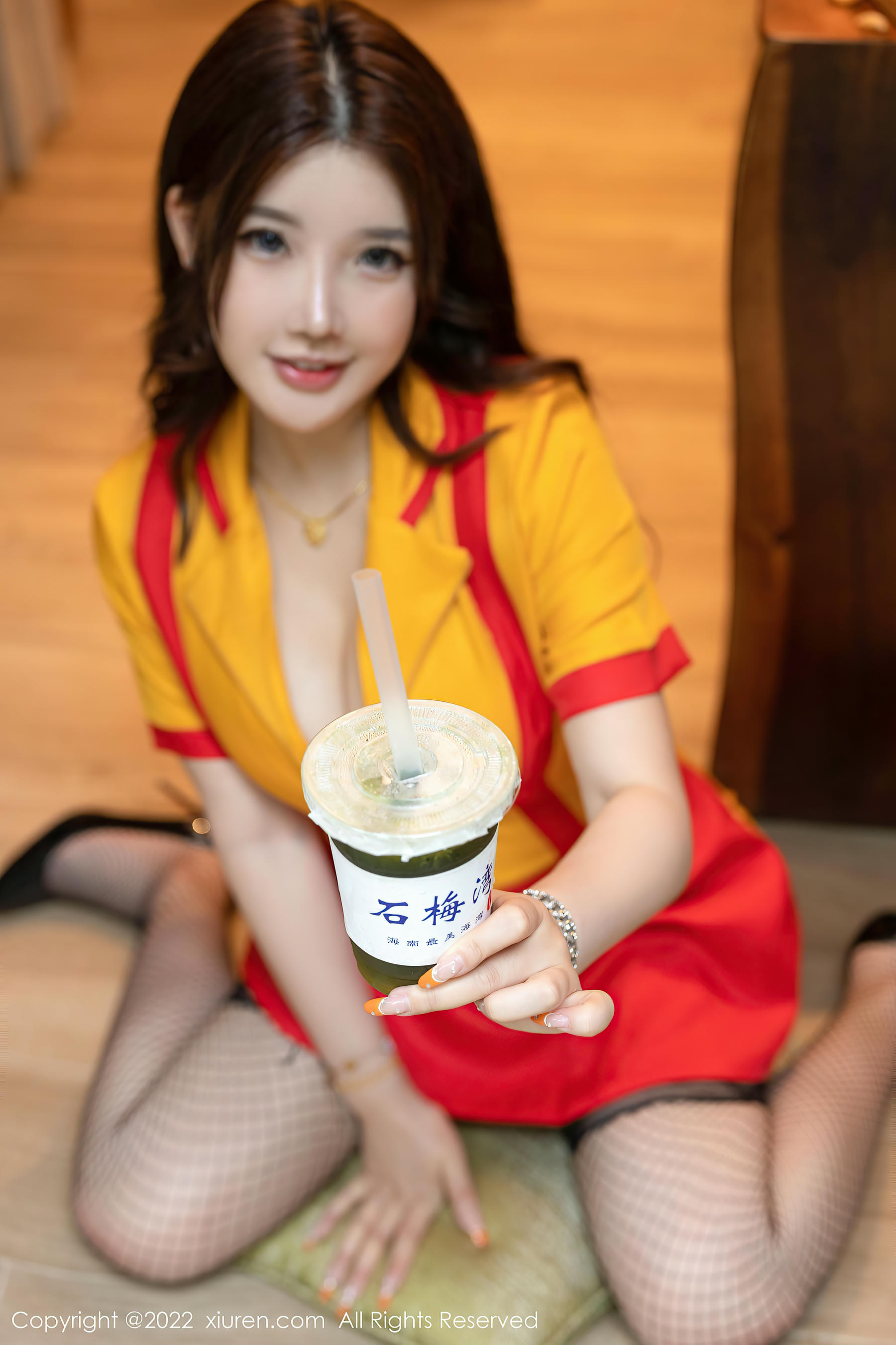 XIUREN秀人网 2022.08.29 NO.5509 小海臀Rena 万宁旅拍 [56+1P522M]_第1集