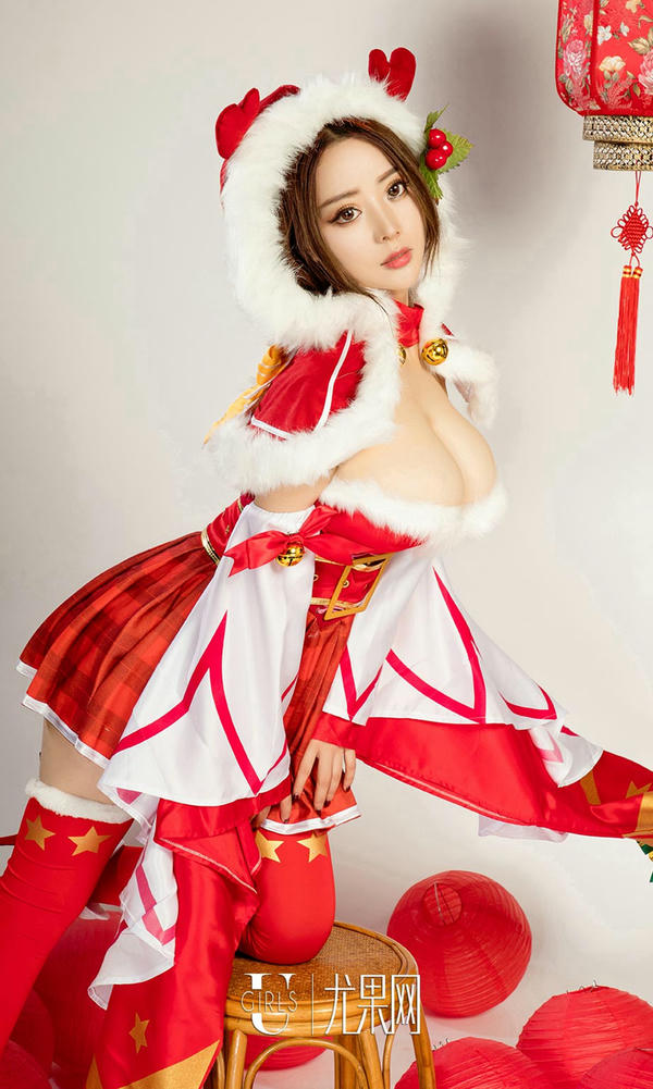Ugirls尤果网 爱尤物专辑 VOL.1004 爱菲 周心怡 施诗 白熙萌 艺轩 田慕儿 筱慧 王者闹春[40P41.7MB]_第2集