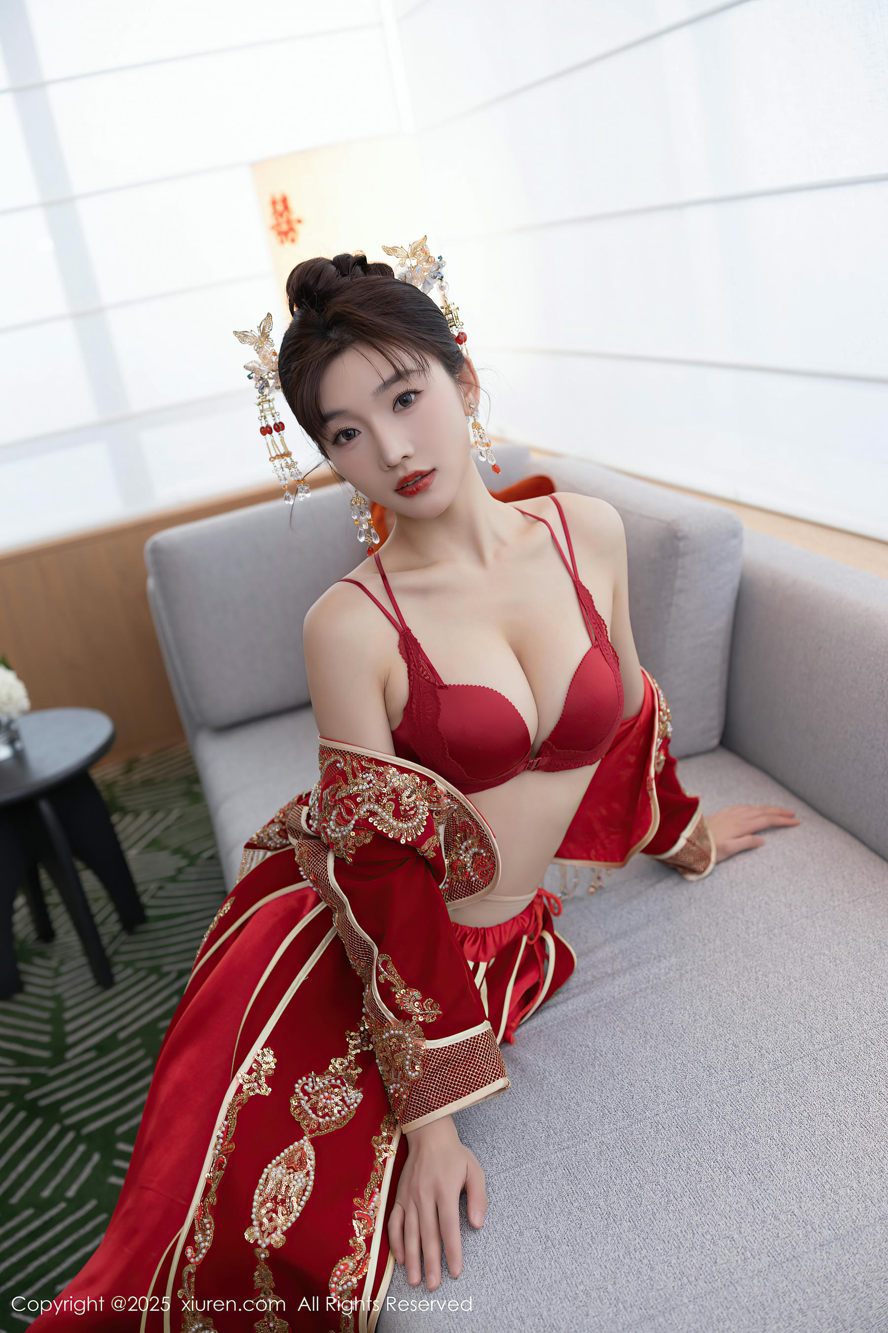 XIUREN秀人网 2025.01.16 NO.9770 陆萱萱 [83P 835.85 MB]_第1集