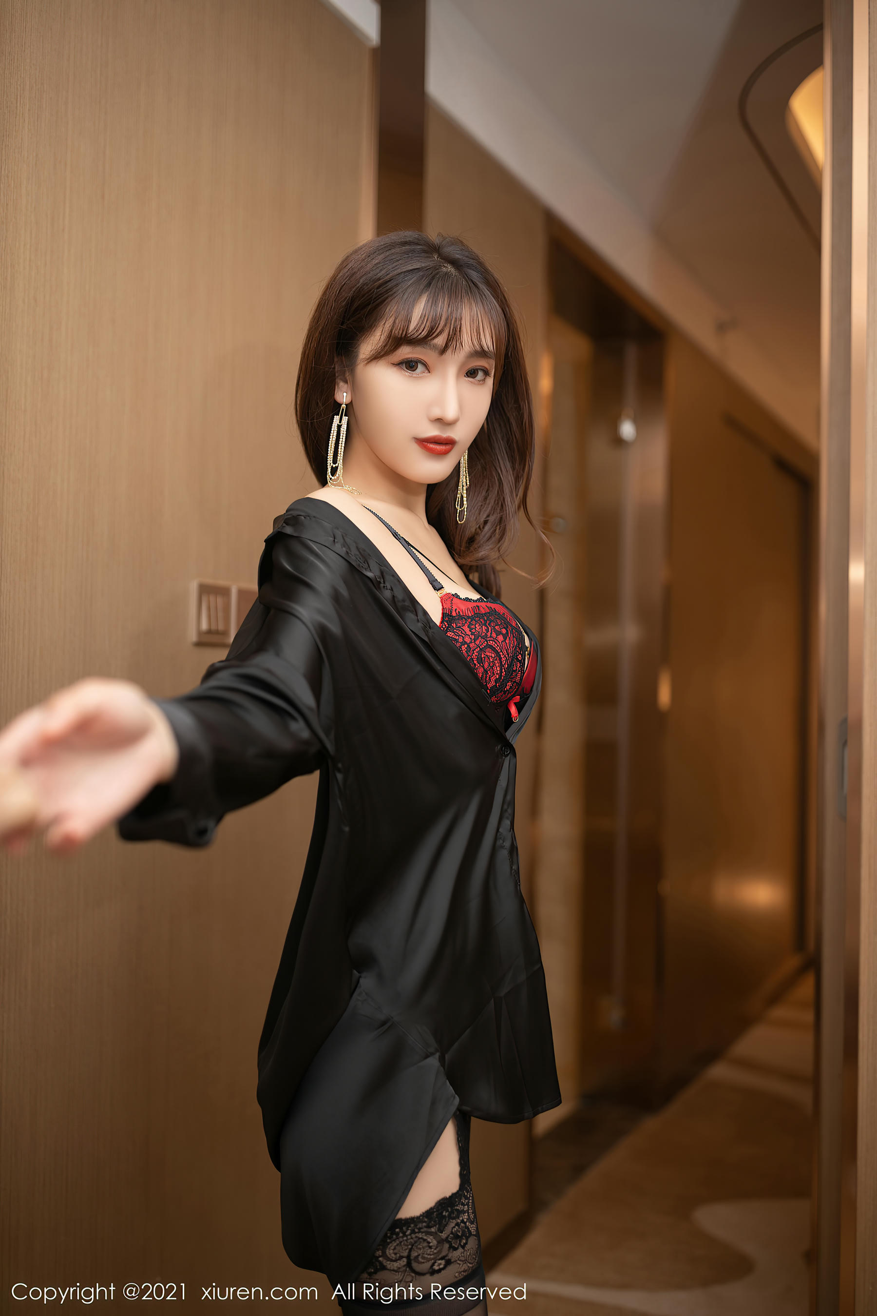 XiuRen秀人网 2021.12.28 No.4396 陆萱萱 黑丝美腿[88+1P 846MB]_第3集
