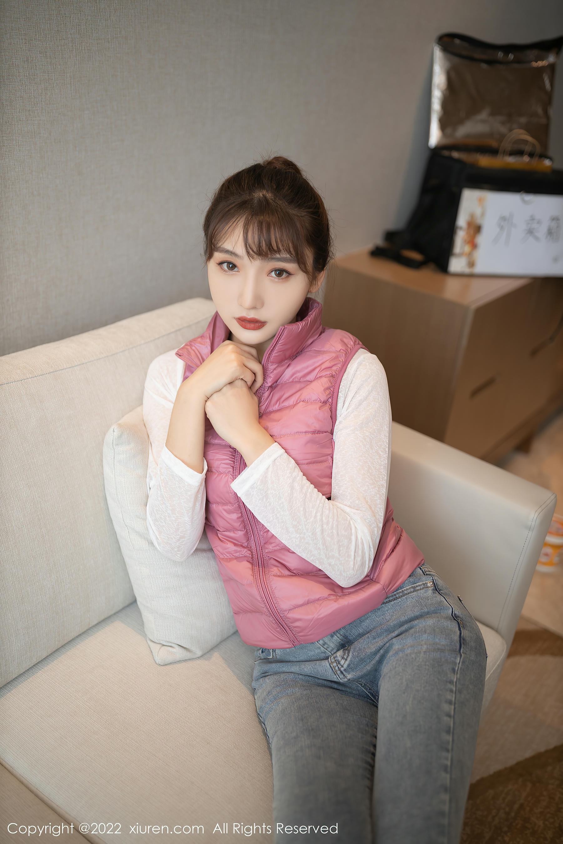 XiuRen秀人网 2022.01.20 No.4493 陆萱萱 美腿性感[92+1P 881MB]_第1集