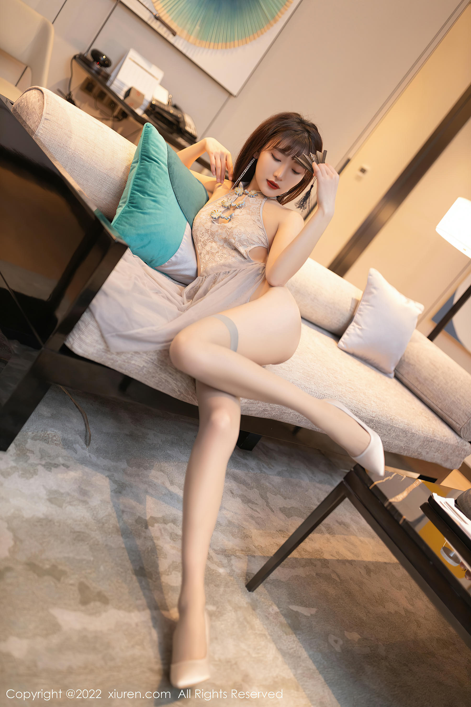 XiuRen秀人网 2022.02.16 No.4592 陆萱萱 长裙美腿[79+1P 795MB]_第1集
