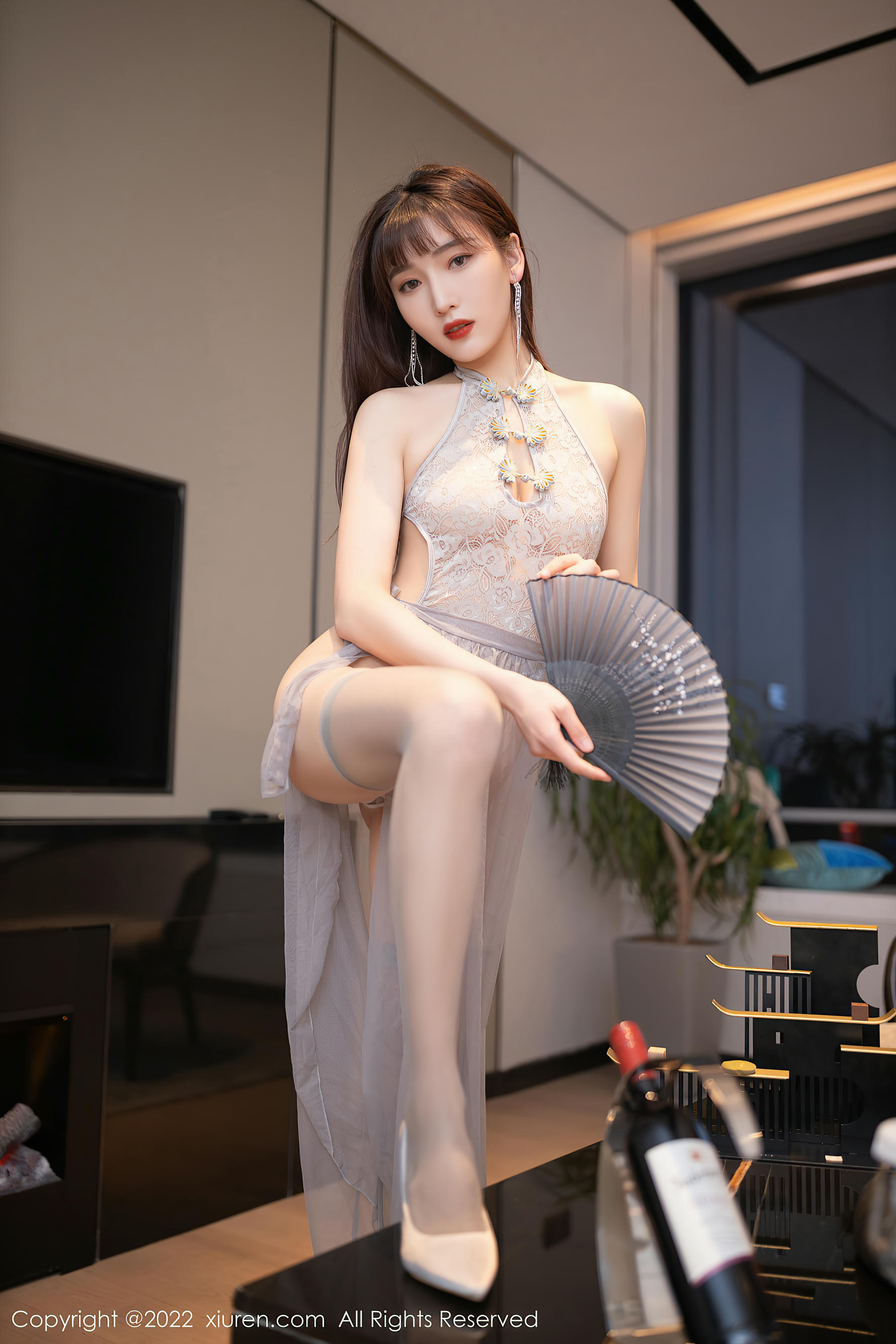 XiuRen秀人网 2022.02.16 No.4592 陆萱萱 长裙美腿[79+1P 795MB]_第1集