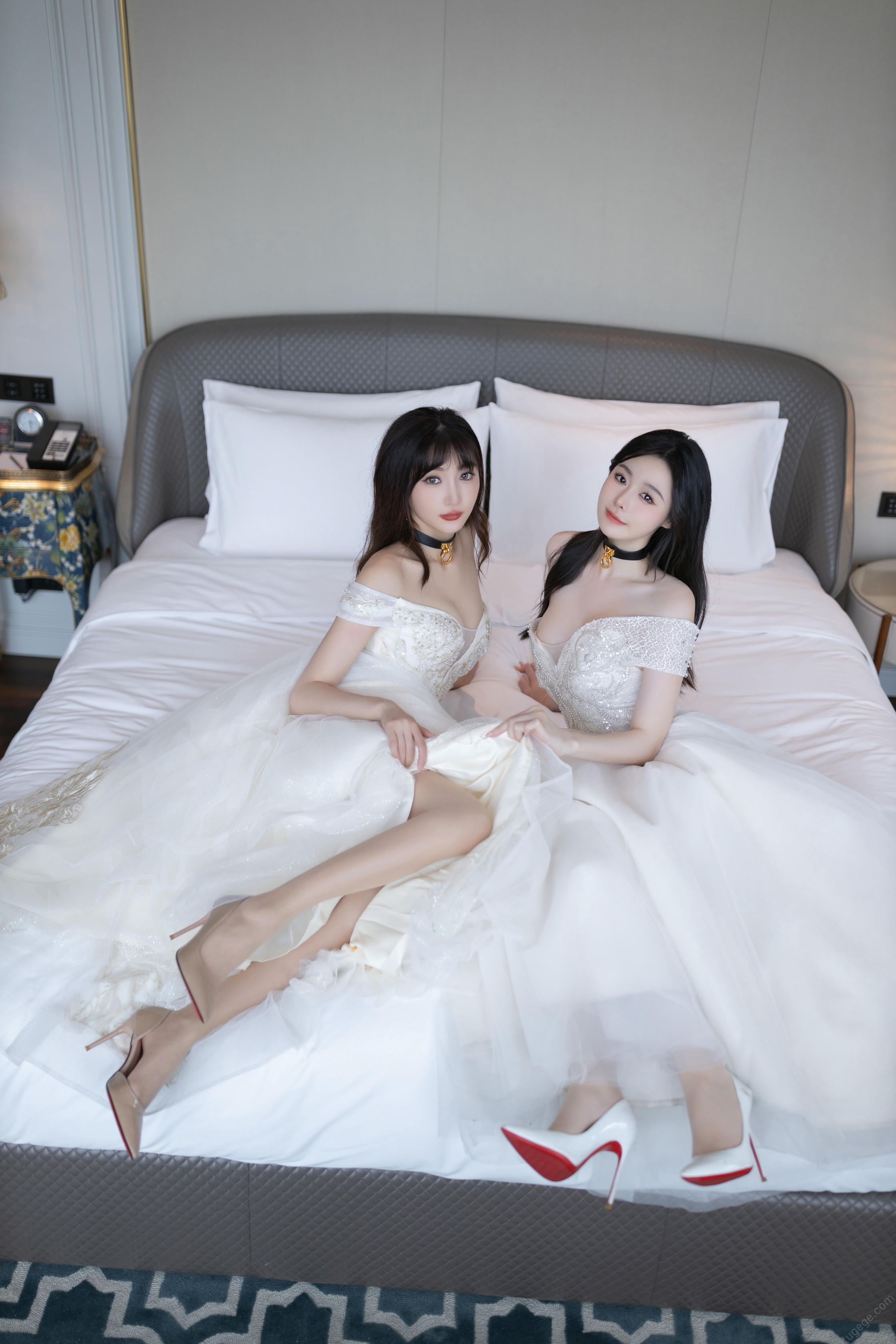 陆萱萱 &是小逗逗 双人婚纱[100P／1.13GB]_第1集