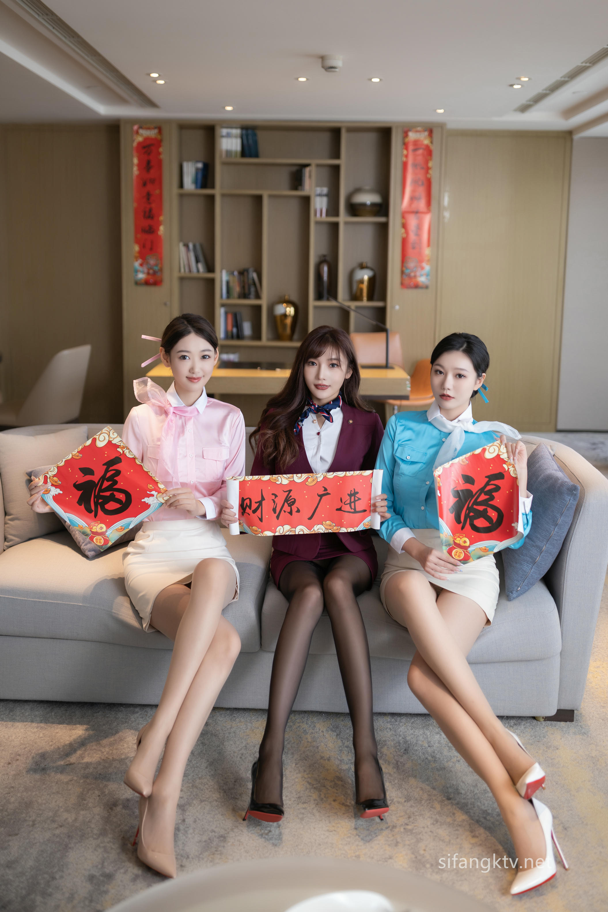 陆萱萱 唐安琪&安然恭贺新春 [3V80P 2.9G]_第1集