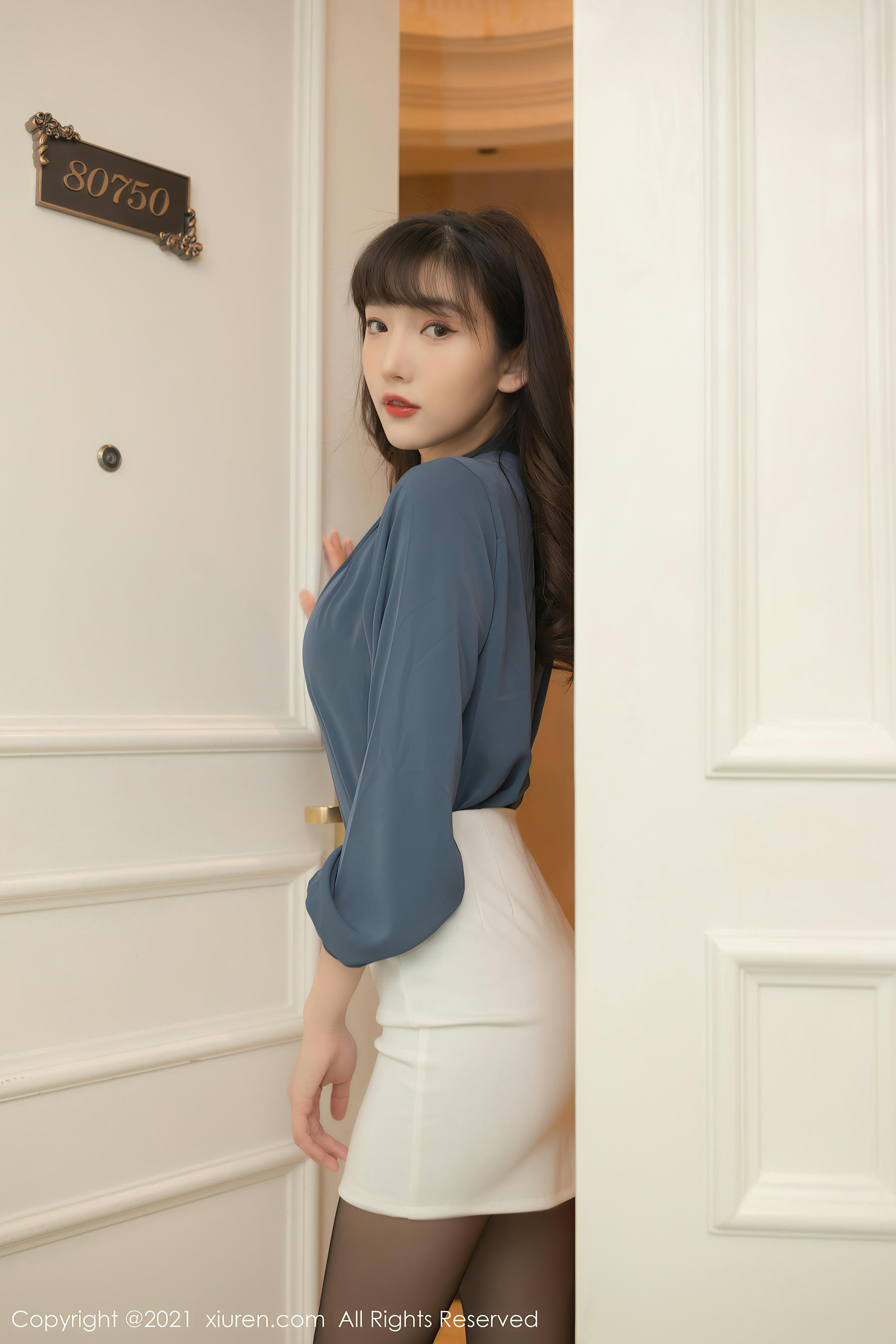XIUREN秀人网 2021.03.25 NO.3246 陆萱萱 [81P-719MB]_第1集