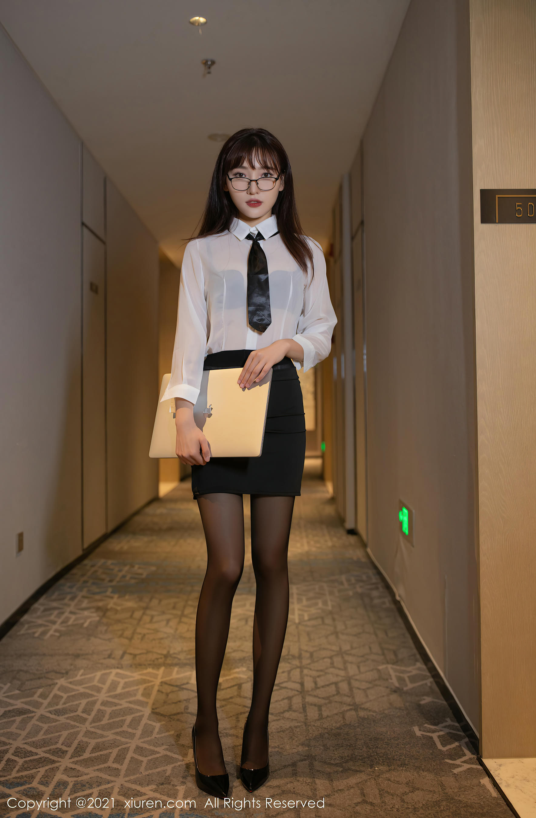 XIUREN秀人网 2021.07.22 NO.3705 陆萱萱 [83P-751MB]_第1集