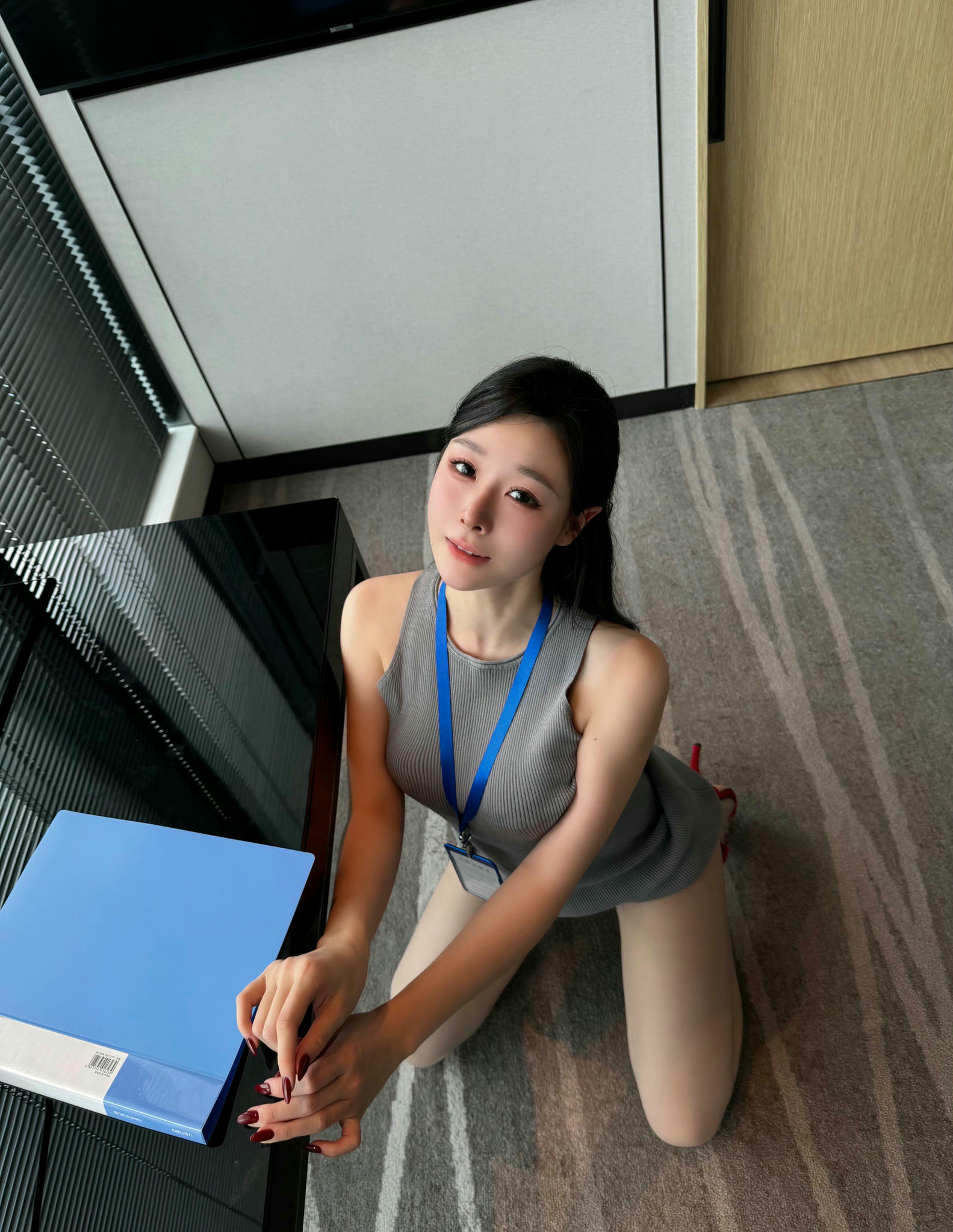 是小逗逗 美团外卖网红模特 [309P+54V／516MB]_第10集