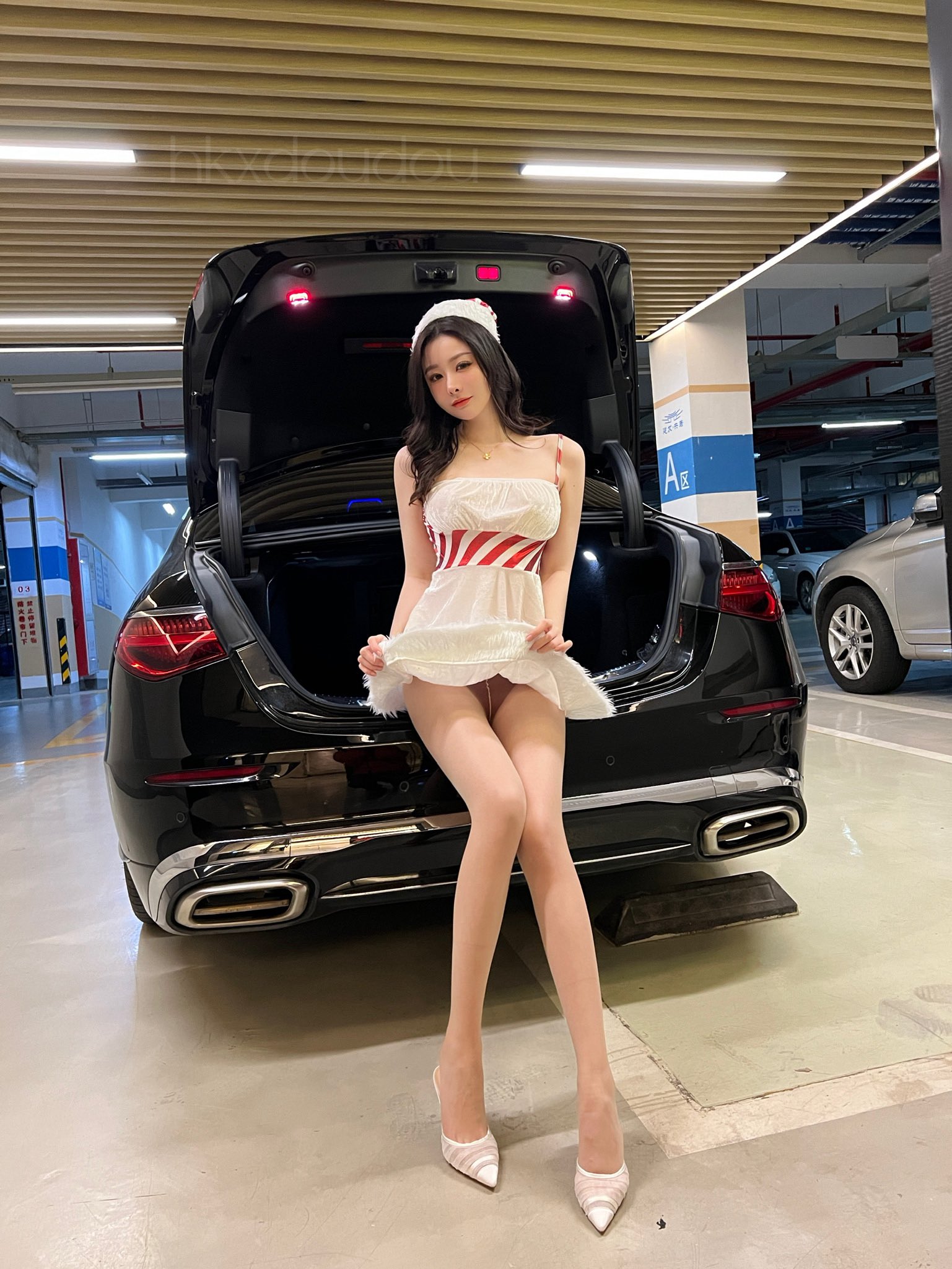 是小逗逗 美团外卖网红模特 [309P+54V／516MB]_第13集