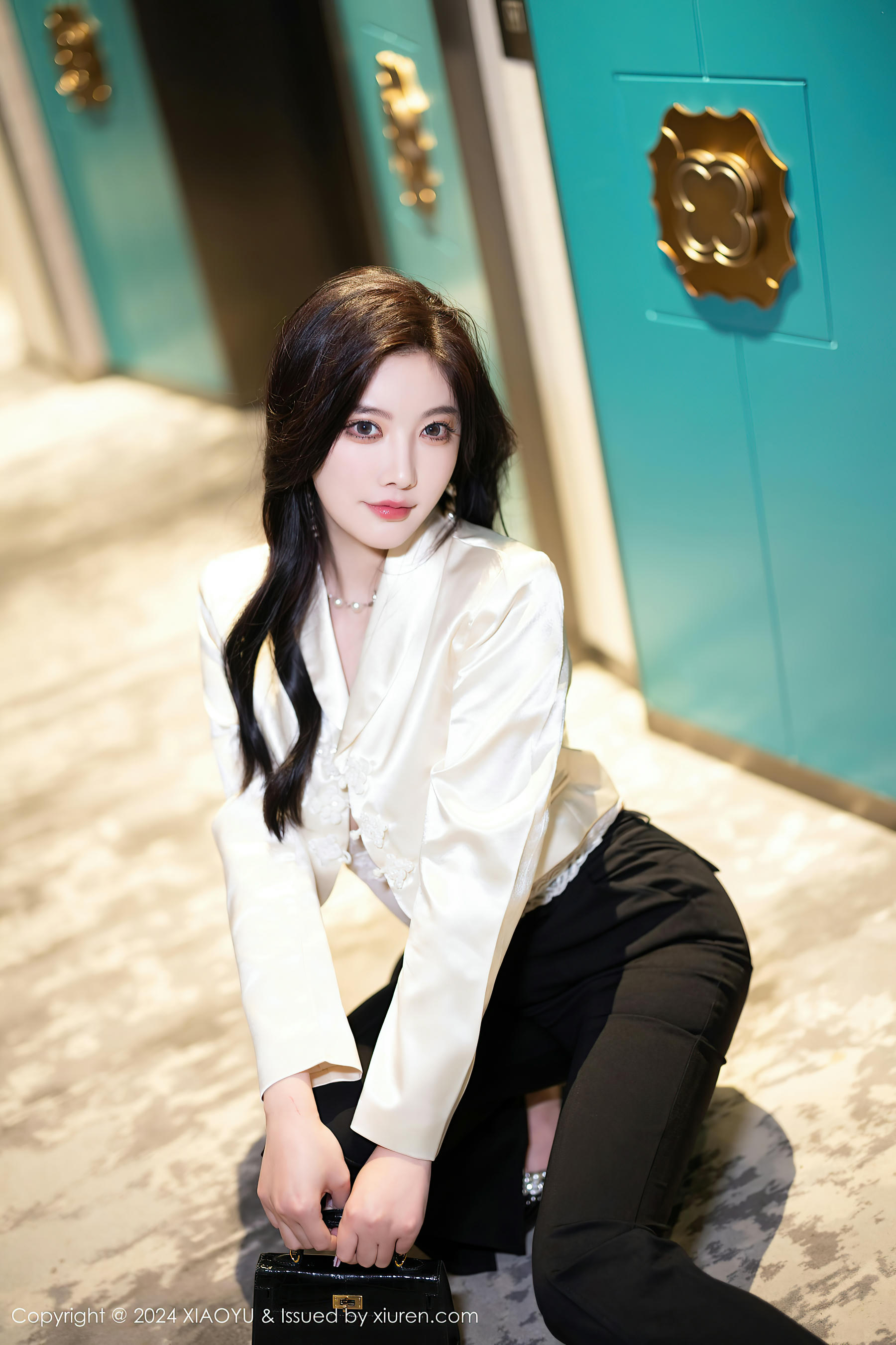 XIAOYU语画界 2024.04.12 VOL.1233 杨晨晨Yome[80+1P／679MB]_第1集