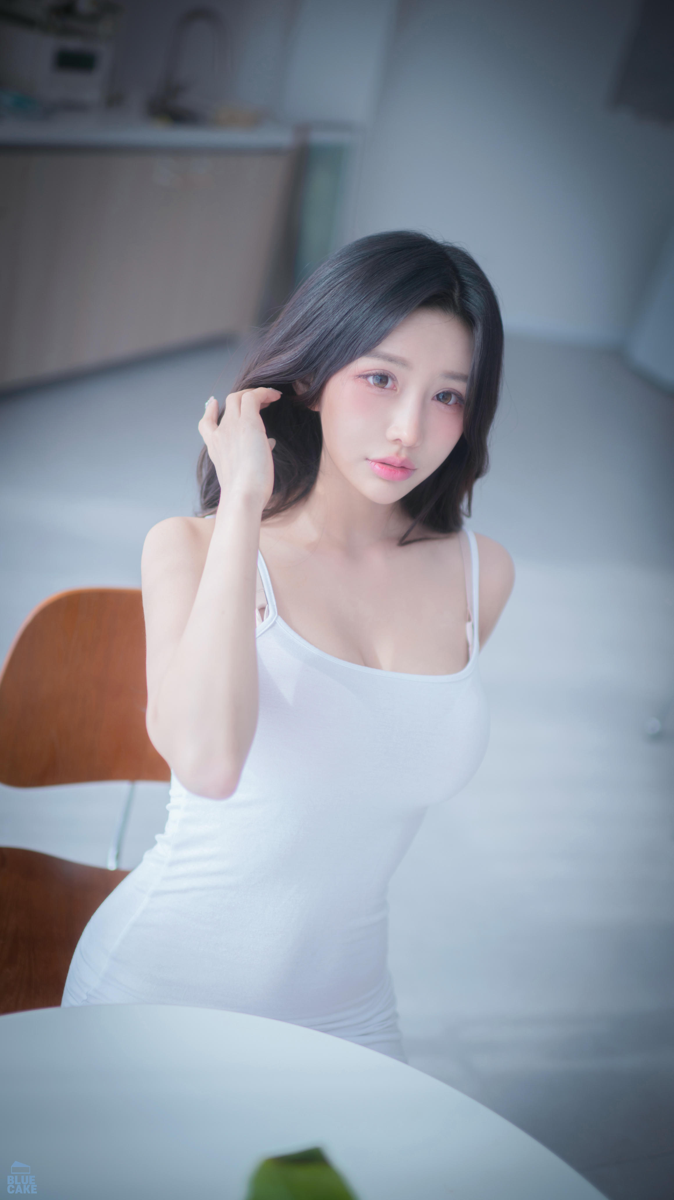 YeonYu (연유) NO.001 BLUECAKE Real Boob (RED.Ver + Video) [190P1V-2.44GB]_第1集