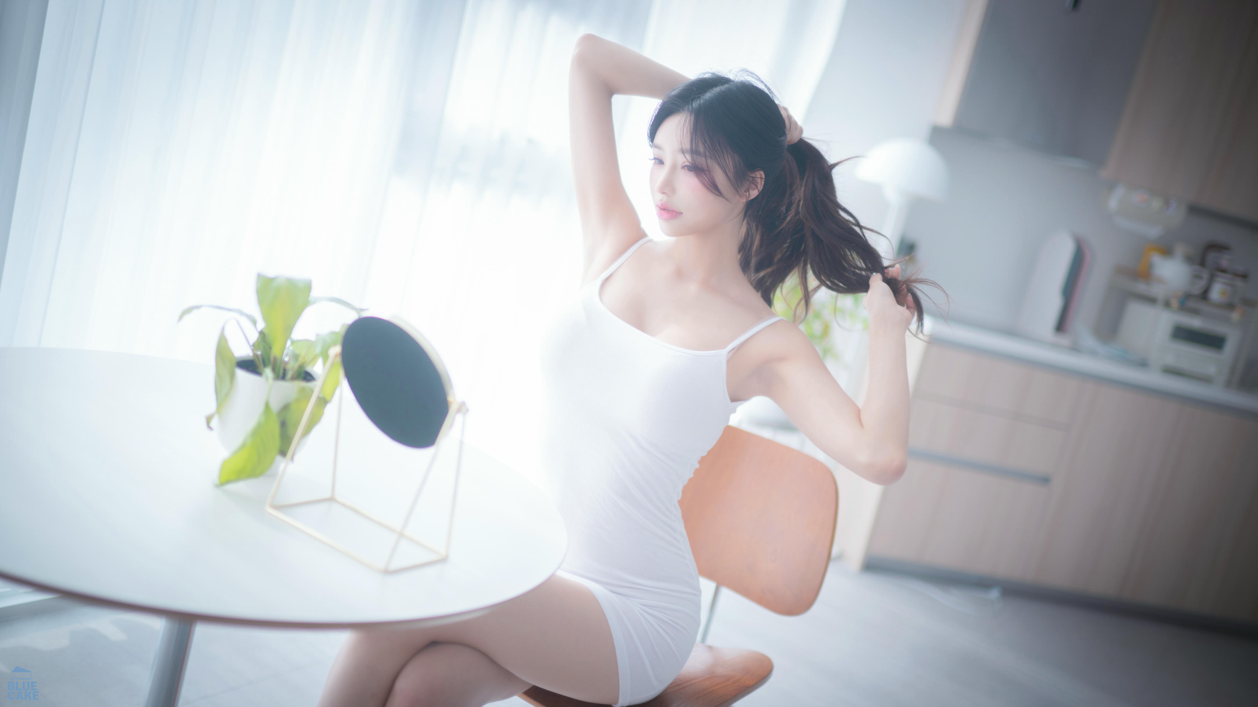 YeonYu (연유) NO.001 BLUECAKE Real Boob (RED.Ver + Video) [190P1V-2.44GB]_第1集