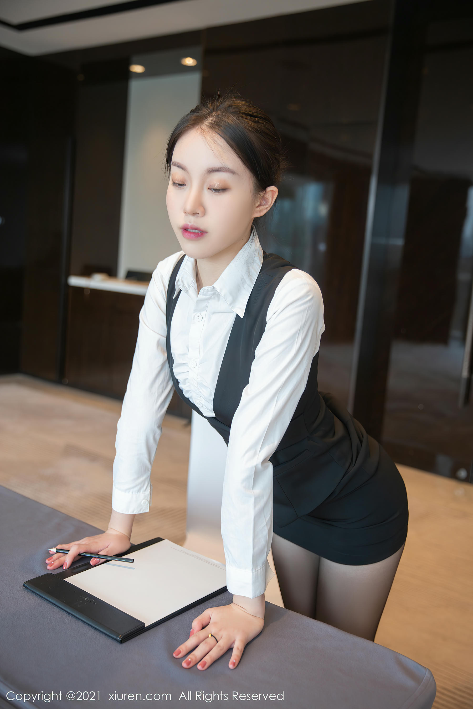 XIUREN秀人网 2021.10.19 NO.4083 一颗甜蛋黄a[78+1P／717MB]_第1集