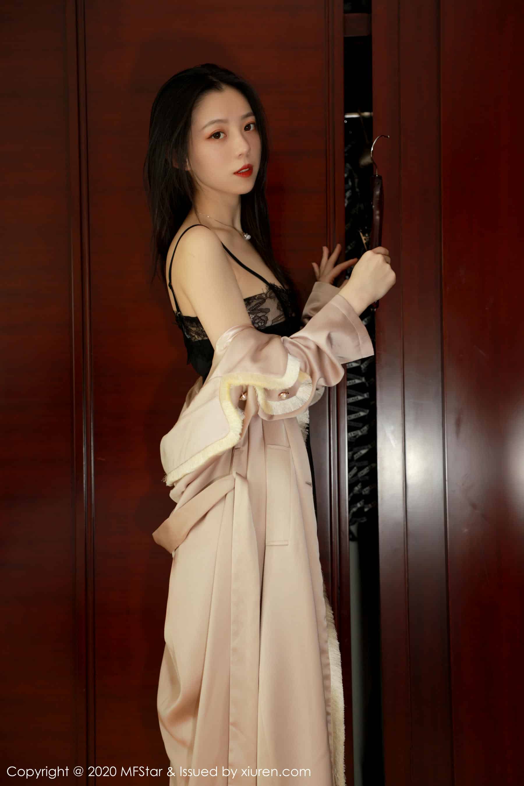 MFStar模范学院 2020.05.08 VOL.325 言沫 [62P167MB]_第2集